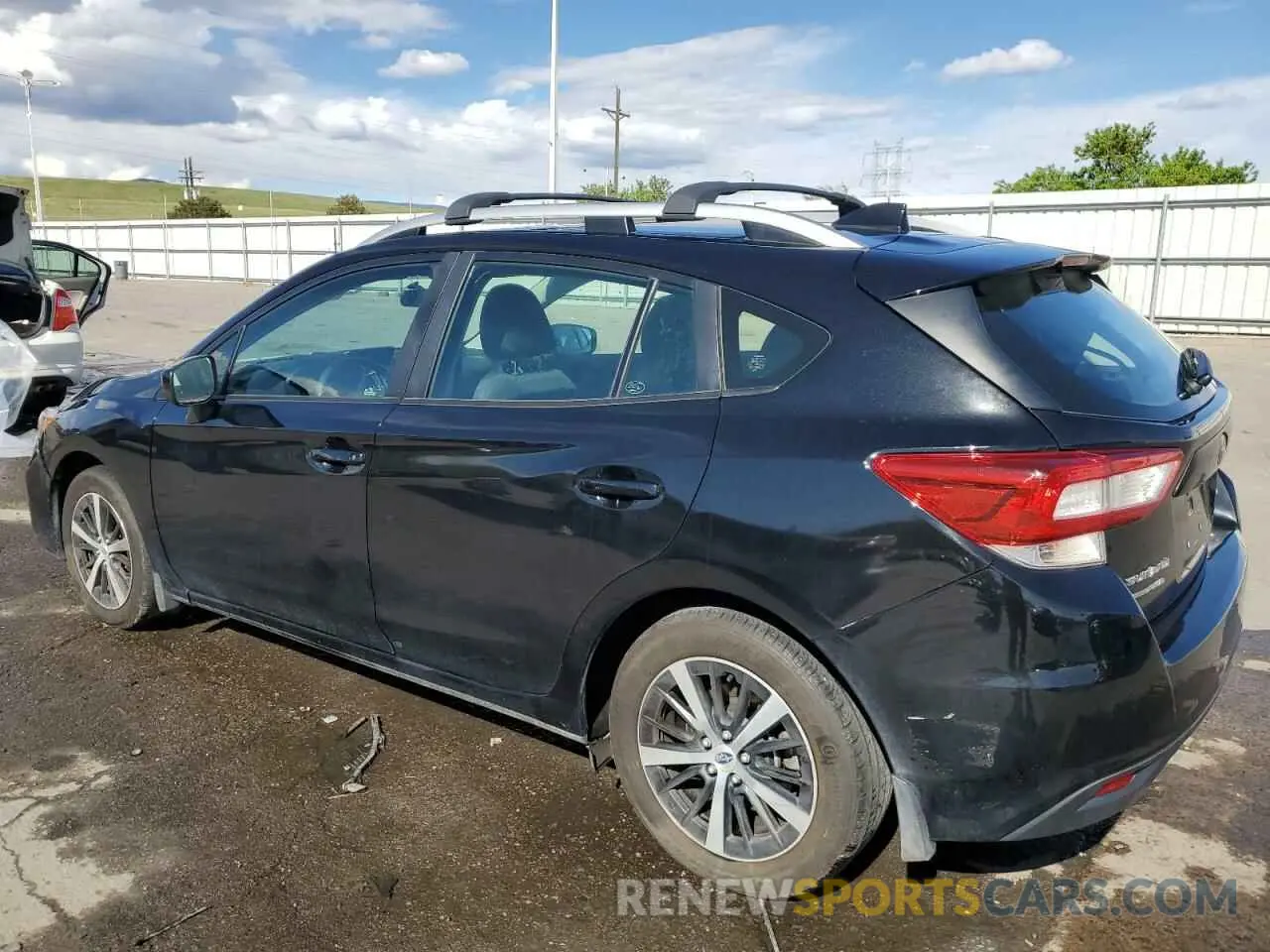 2 fotografías del automóvil dañado 4S3GTAC60K3754657 SUBARU IMPREZA 2019