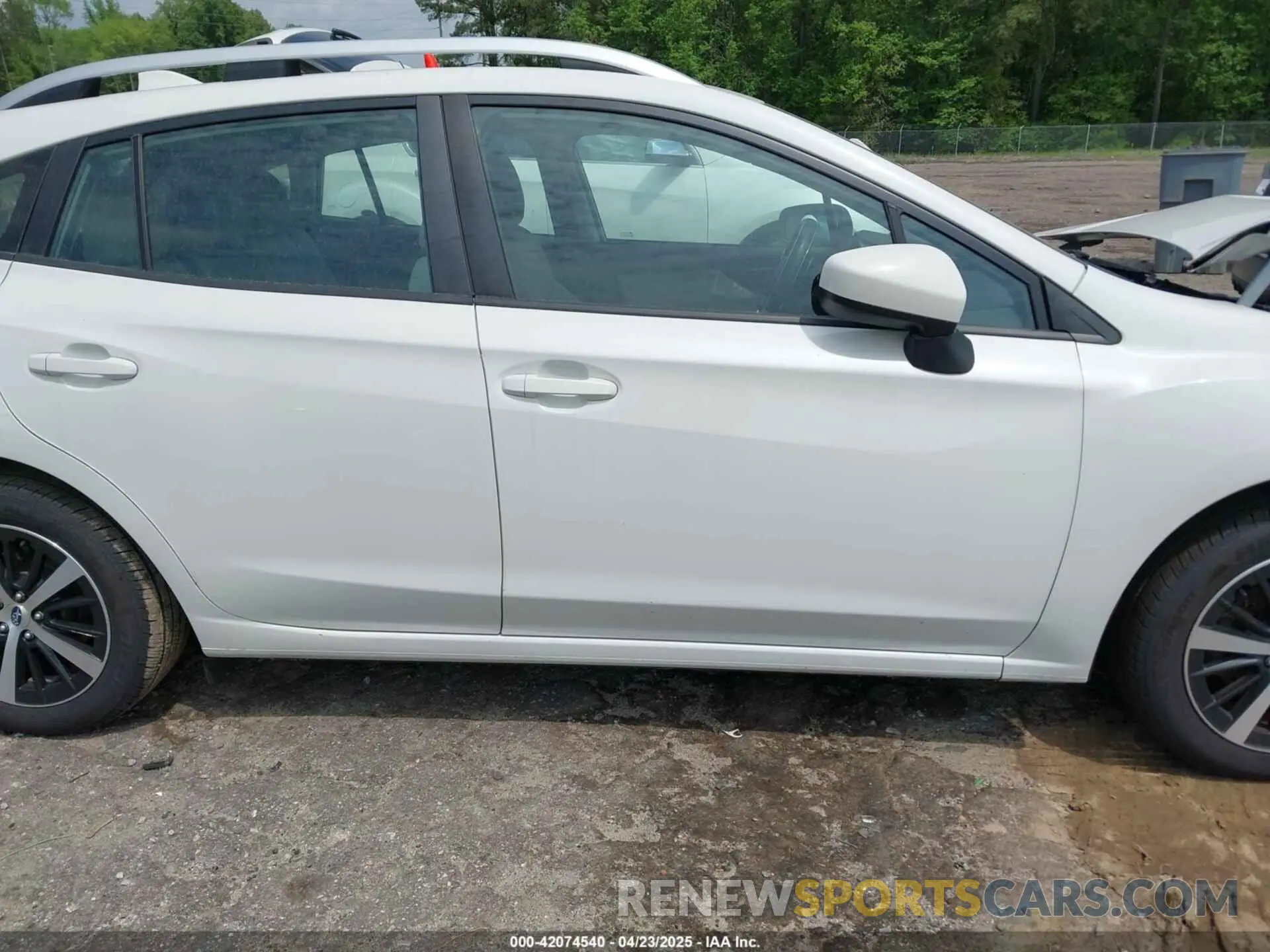 14 fotografías del automóvil dañado 4S3GTAC6XK3720385 SUBARU IMPREZA 2019