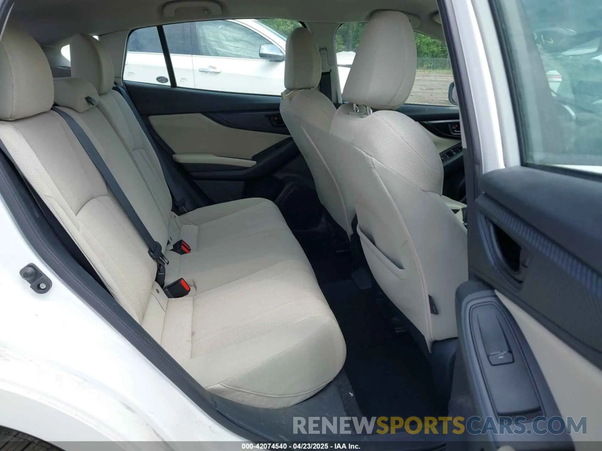 8 fotografías del automóvil dañado 4S3GTAC6XK3720385 SUBARU IMPREZA 2019