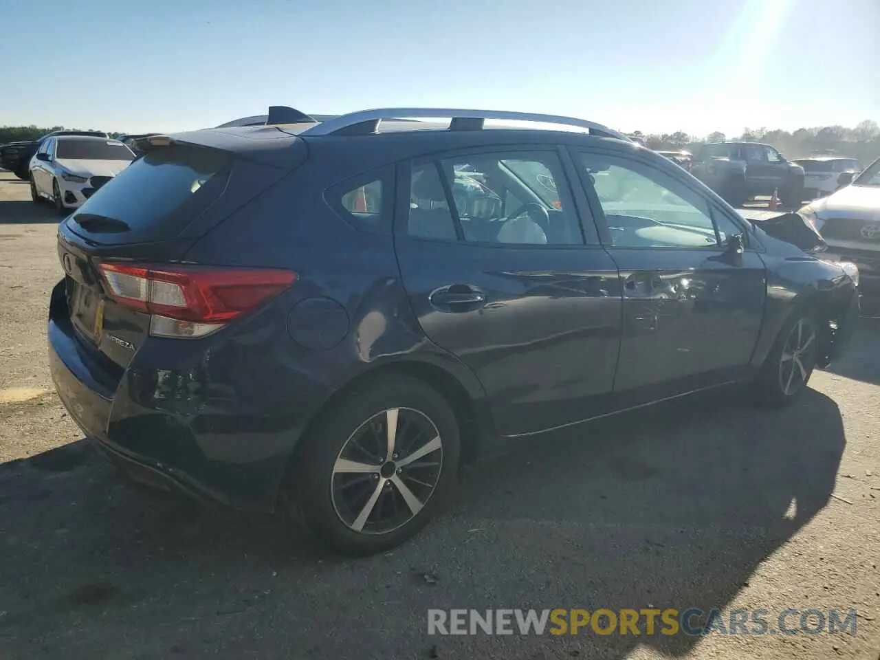 3 fotografías del automóvil dañado 4S3GTAD63K3742050 SUBARU IMPREZA 2019