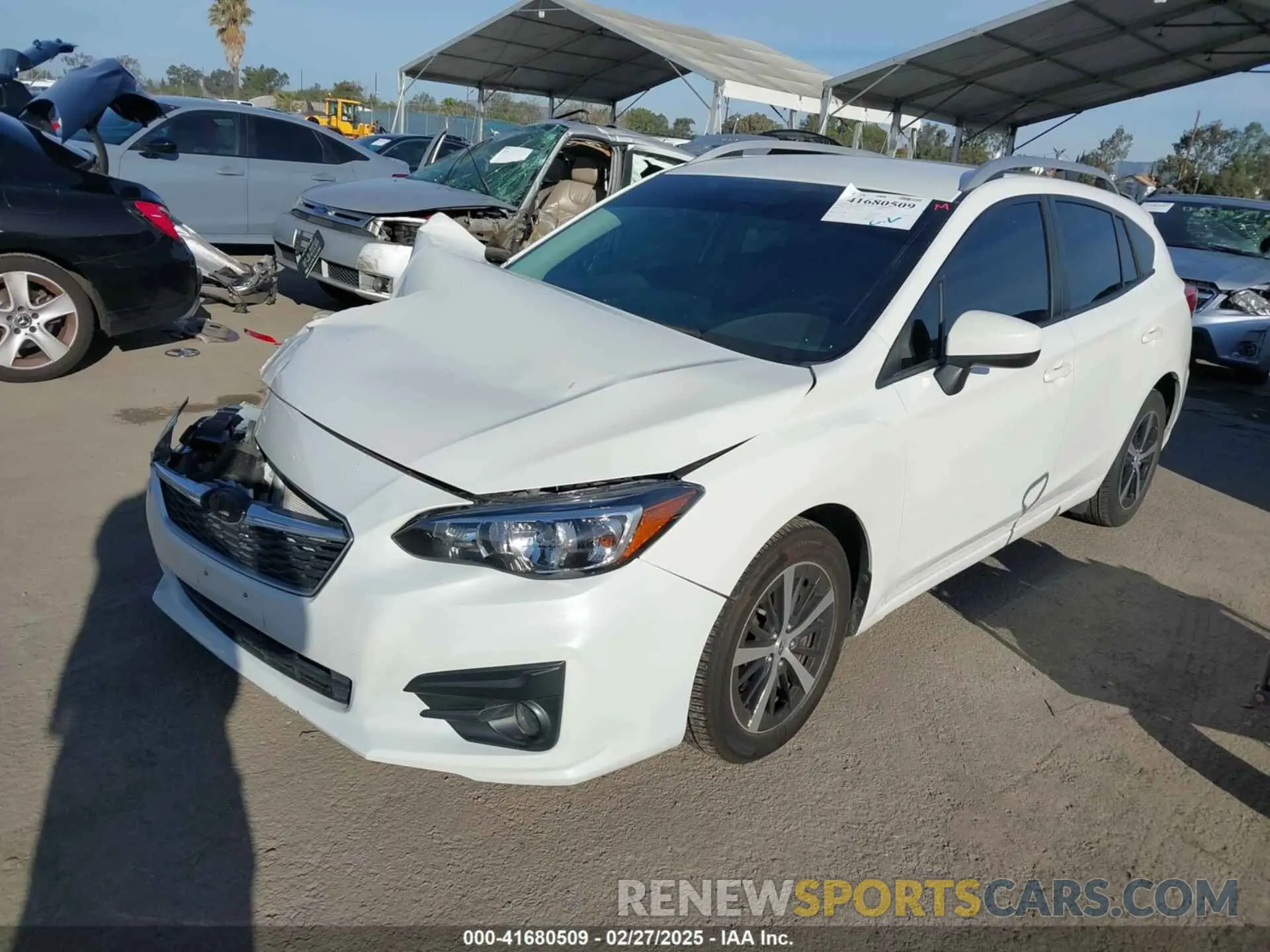 2 fotografías del automóvil dañado 4S3GTAD67K3740091 SUBARU IMPREZA 2019