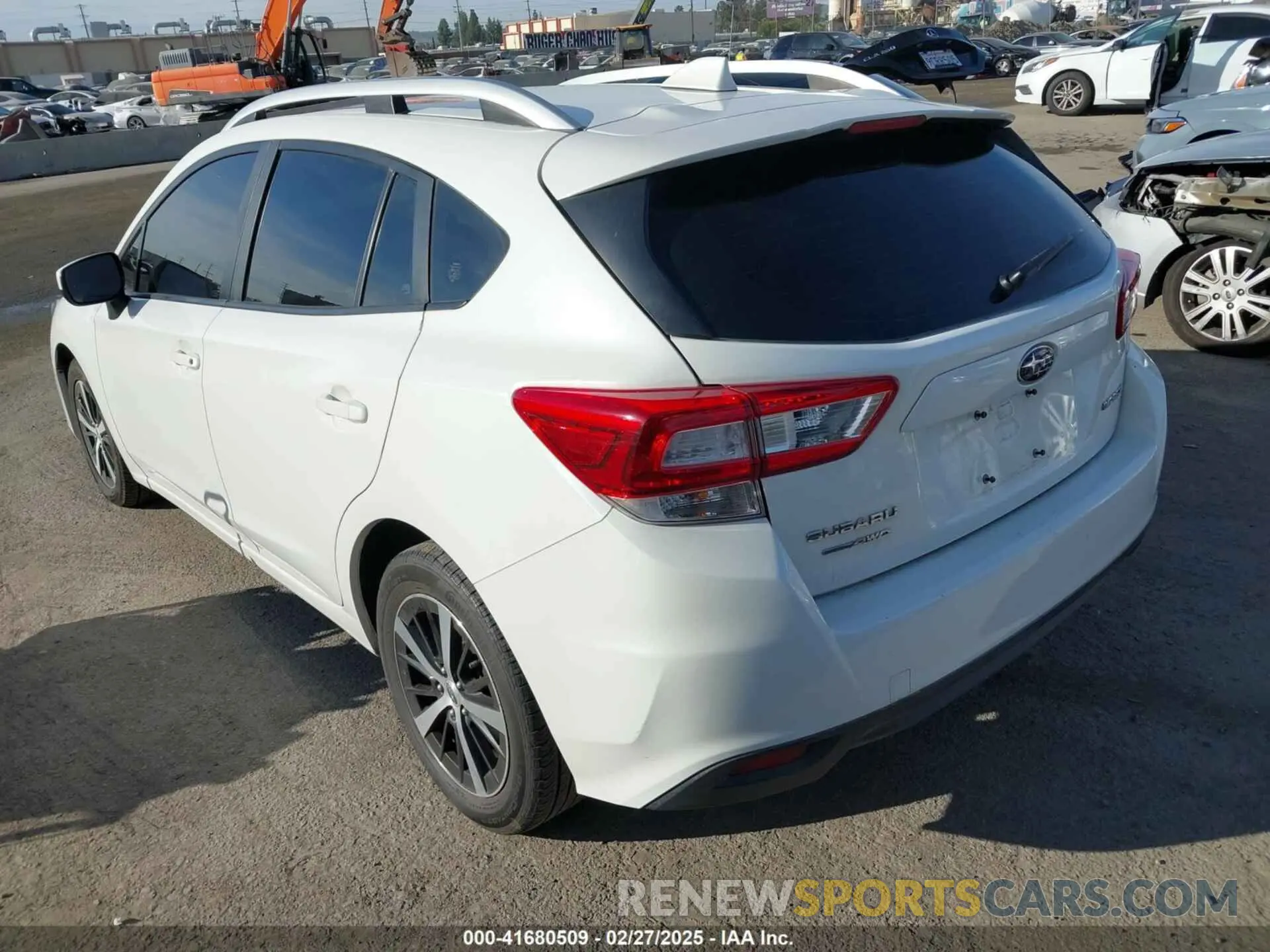3 fotografías del automóvil dañado 4S3GTAD67K3740091 SUBARU IMPREZA 2019