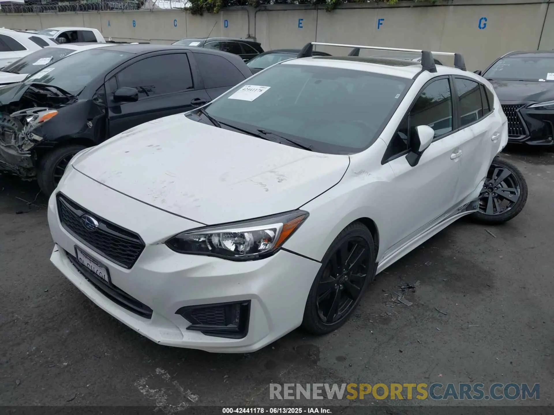 2 fotografías del automóvil dañado 4S3GTAM65K3732913 SUBARU IMPREZA 2019