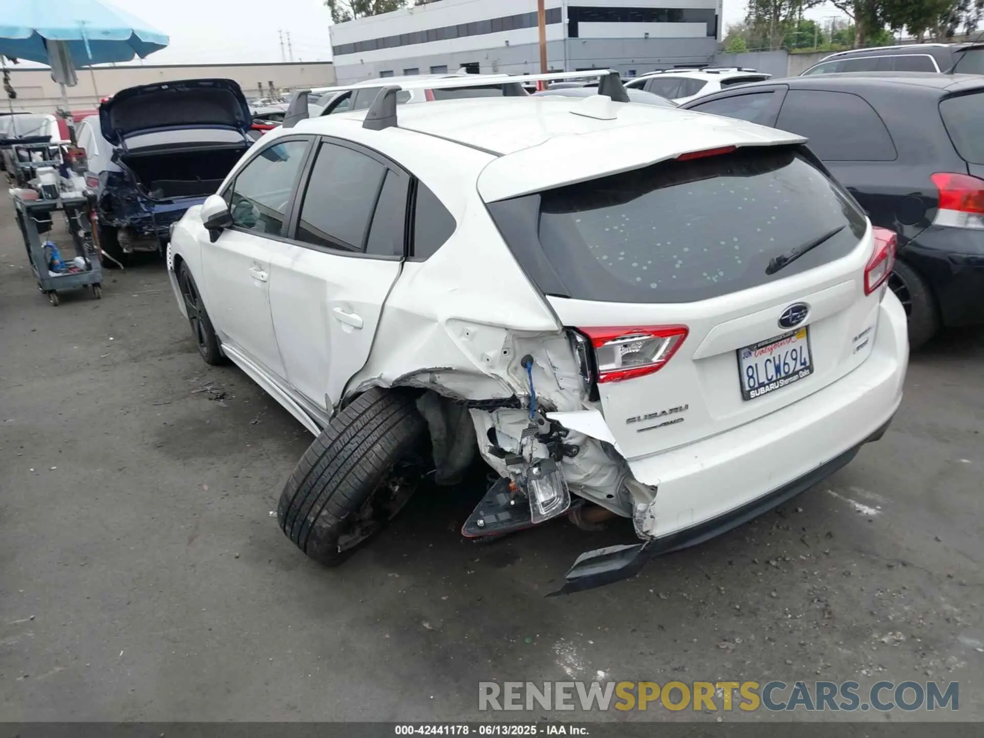 3 fotografías del automóvil dañado 4S3GTAM65K3732913 SUBARU IMPREZA 2019