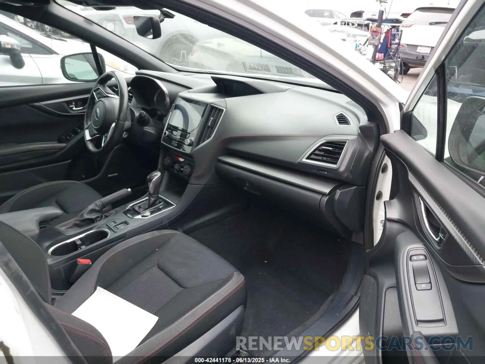 5 fotografías del automóvil dañado 4S3GTAM65K3732913 SUBARU IMPREZA 2019