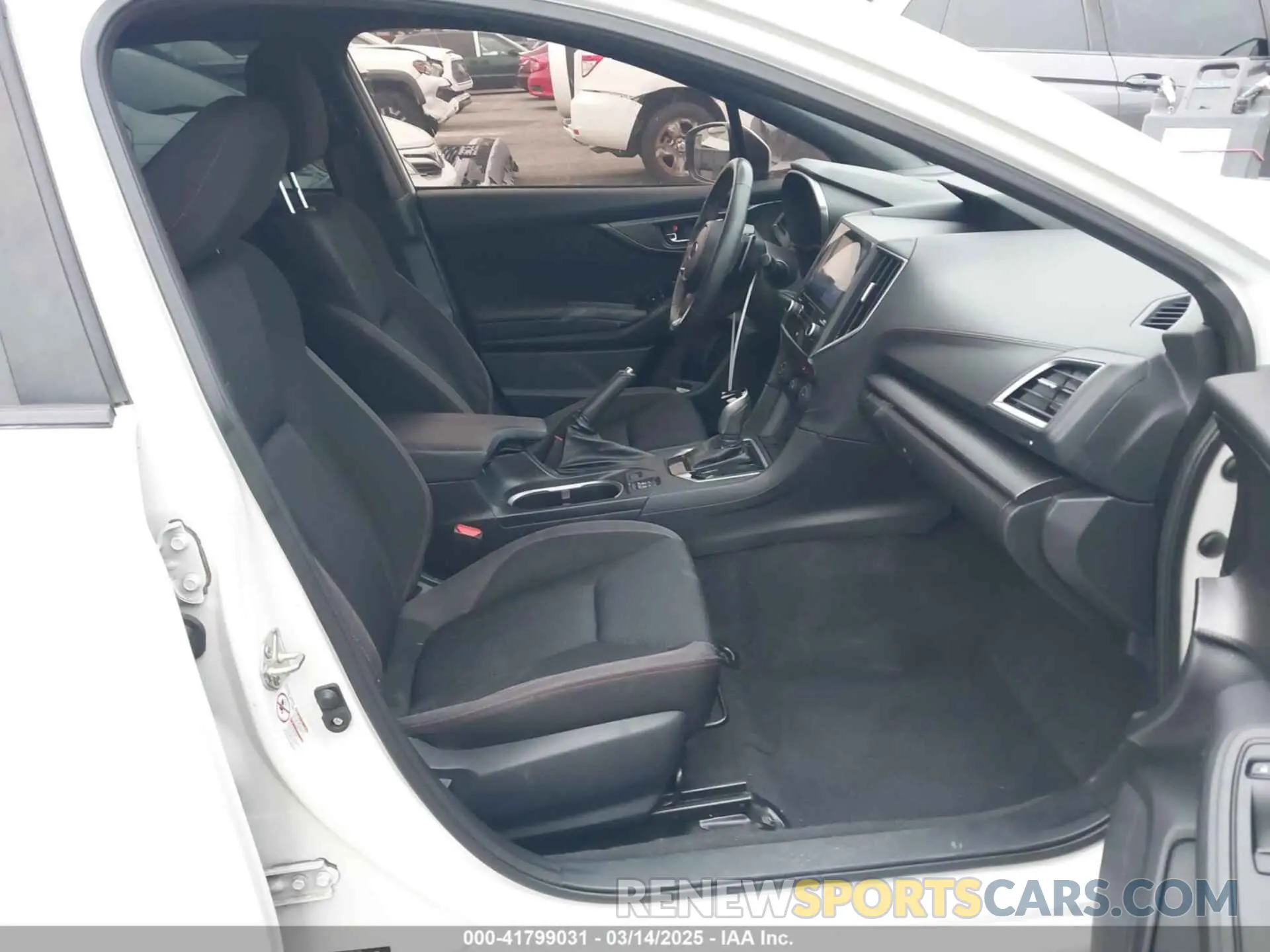 5 fotografías del automóvil dañado 4S3GTAM67K3756260 SUBARU IMPREZA 2019