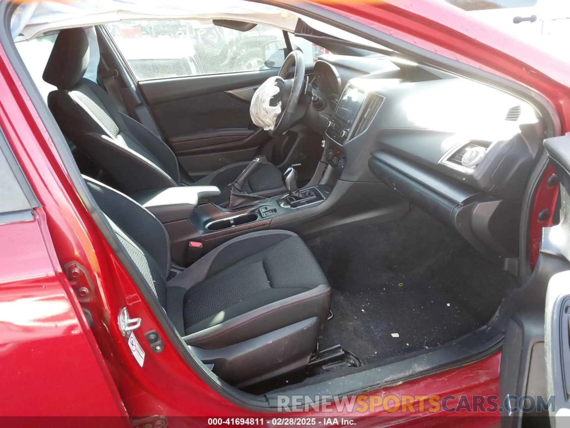 5 fotografías del automóvil dañado 4S3GTAM6XK3708591 SUBARU IMPREZA 2019