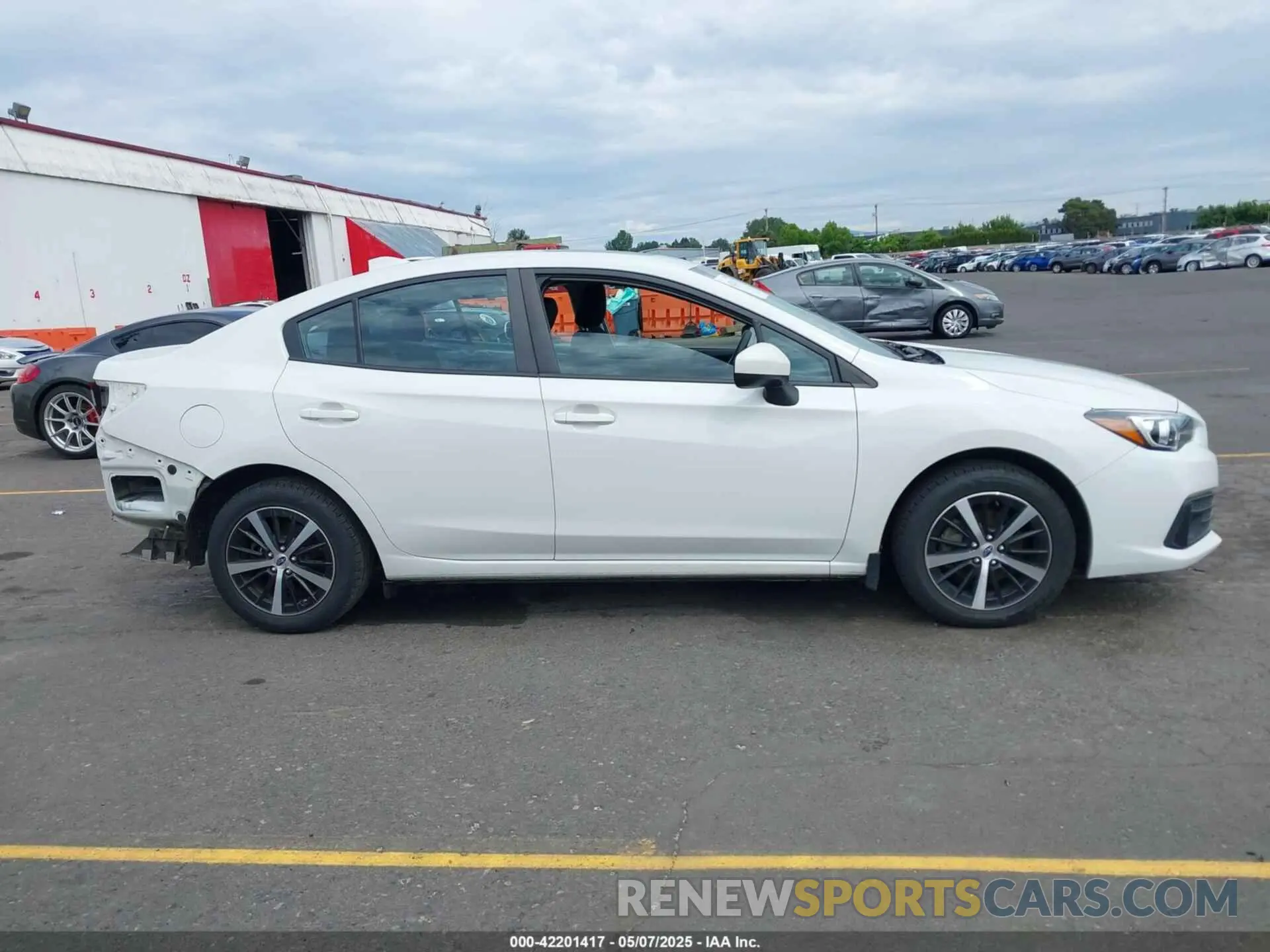 13 fotografías del automóvil dañado 4S3GKAD6XL3610245 SUBARU IMPREZA 2020