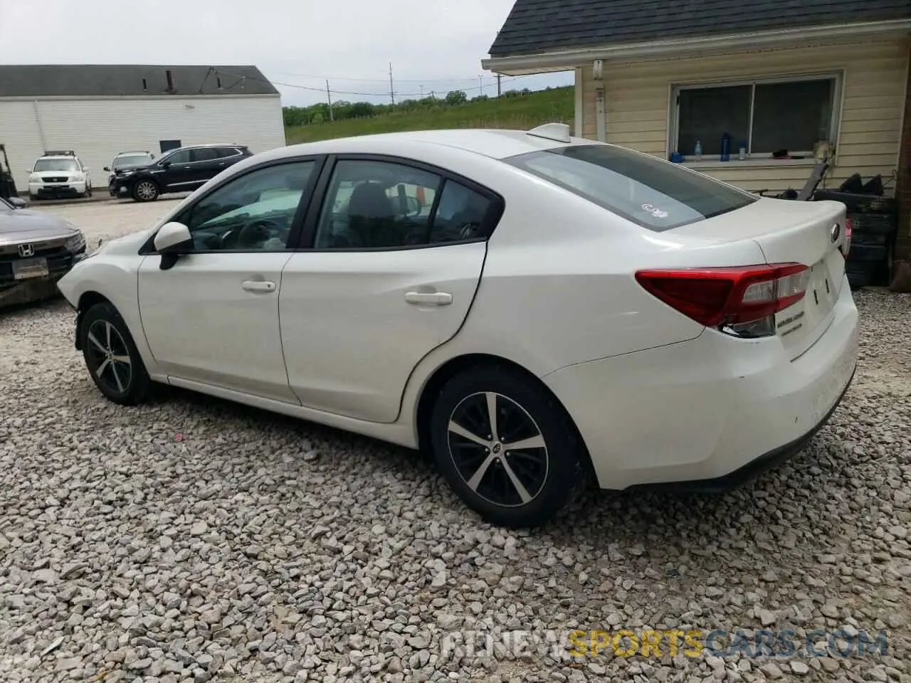 2 fotografías del automóvil dañado 4S3GKAV68L3606225 SUBARU IMPREZA 2020