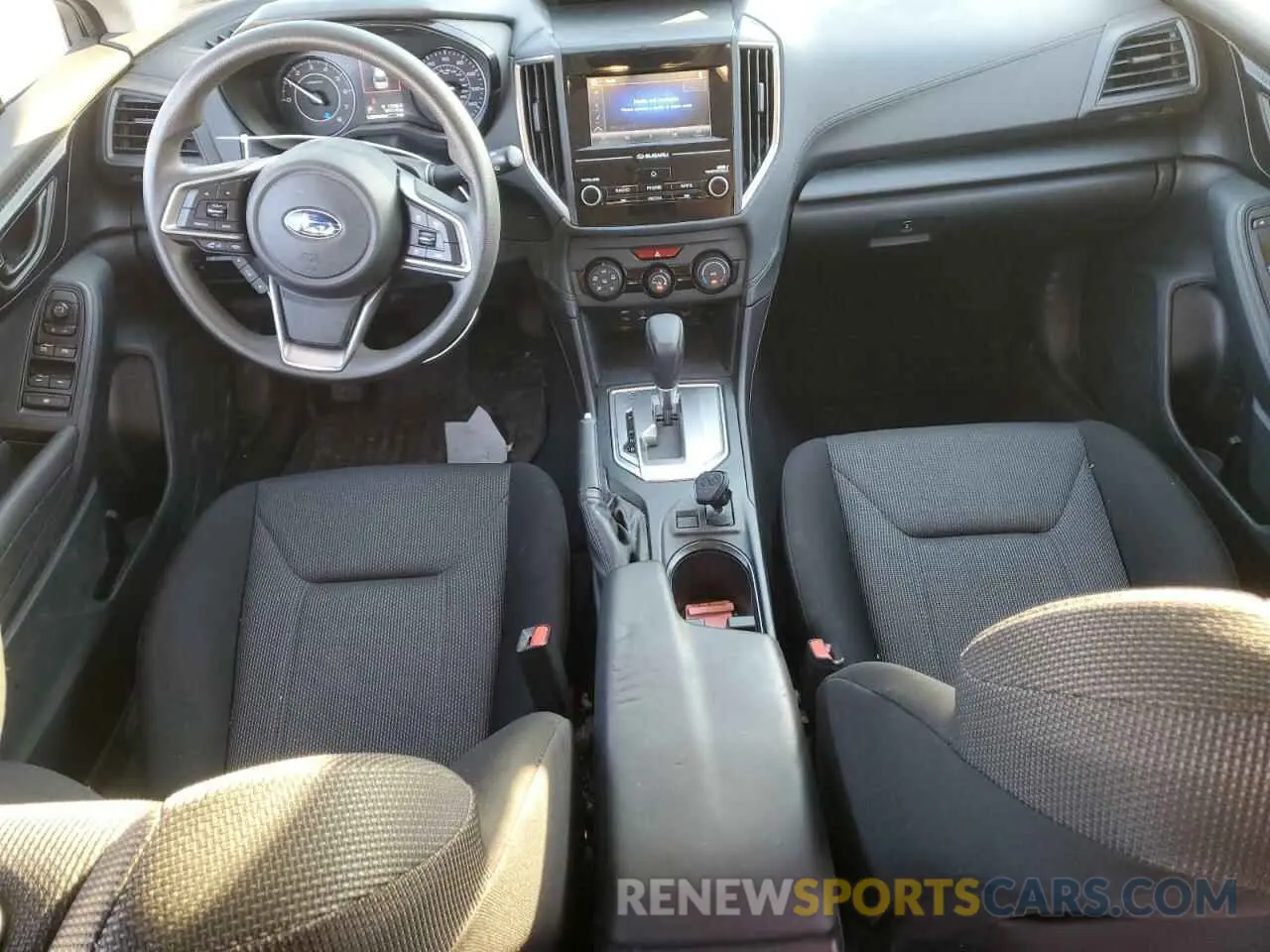 8 fotografías del automóvil dañado 4S3GTAB65L3732236 SUBARU IMPREZA 2020
