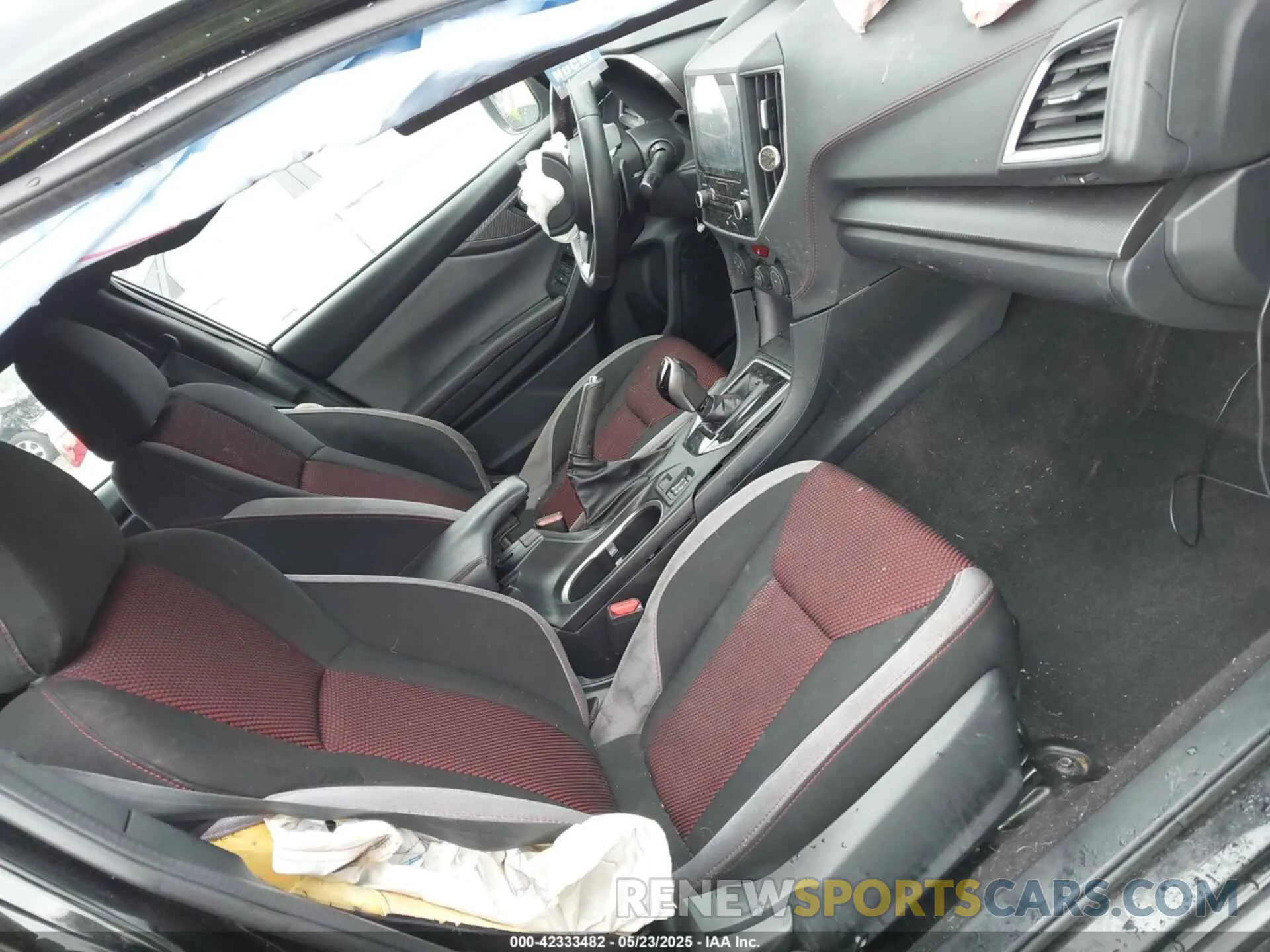 5 fotografías del automóvil dañado 4S3GTAL6XL3710649 SUBARU IMPREZA 2020