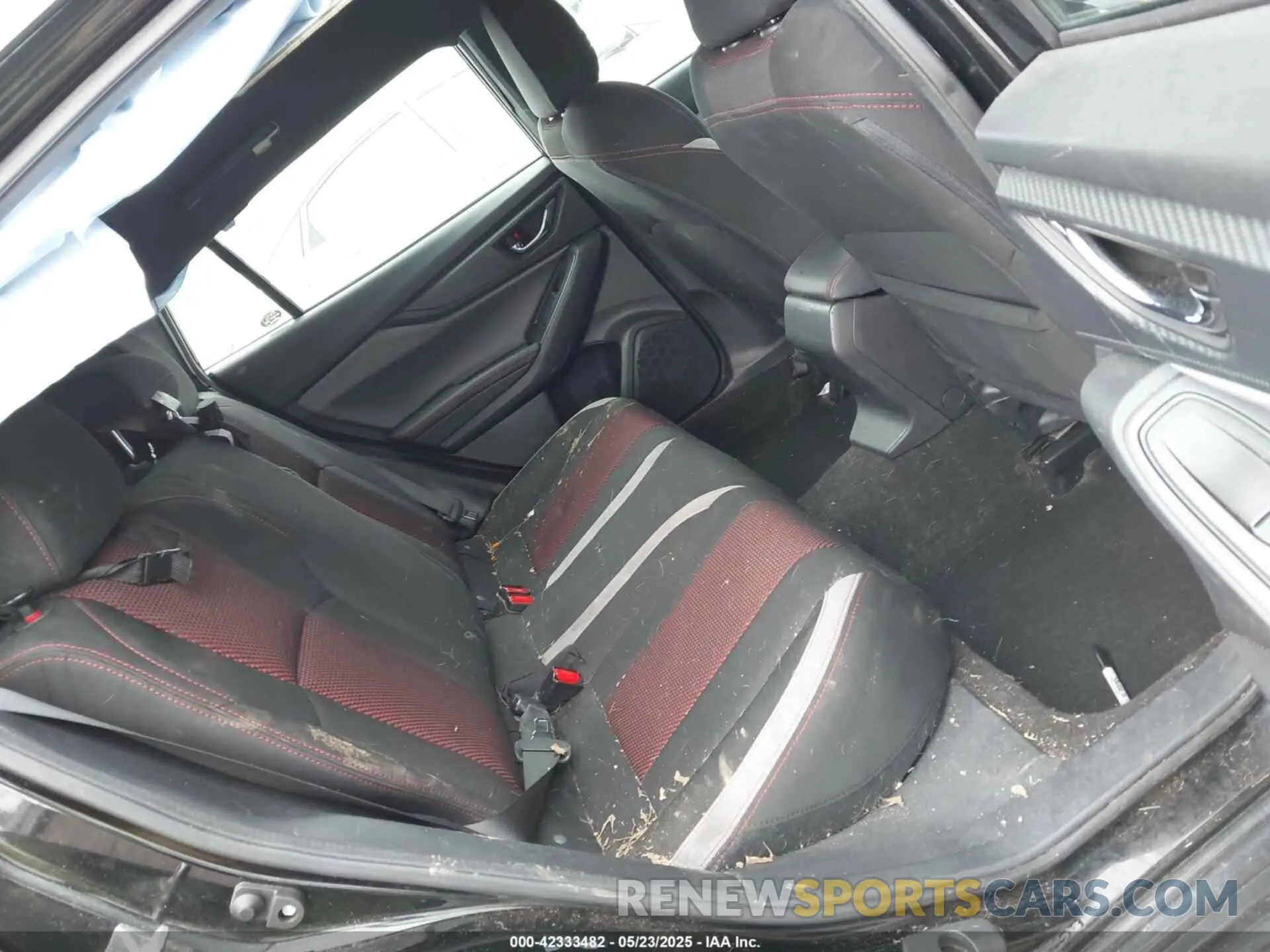 8 fotografías del automóvil dañado 4S3GTAL6XL3710649 SUBARU IMPREZA 2020