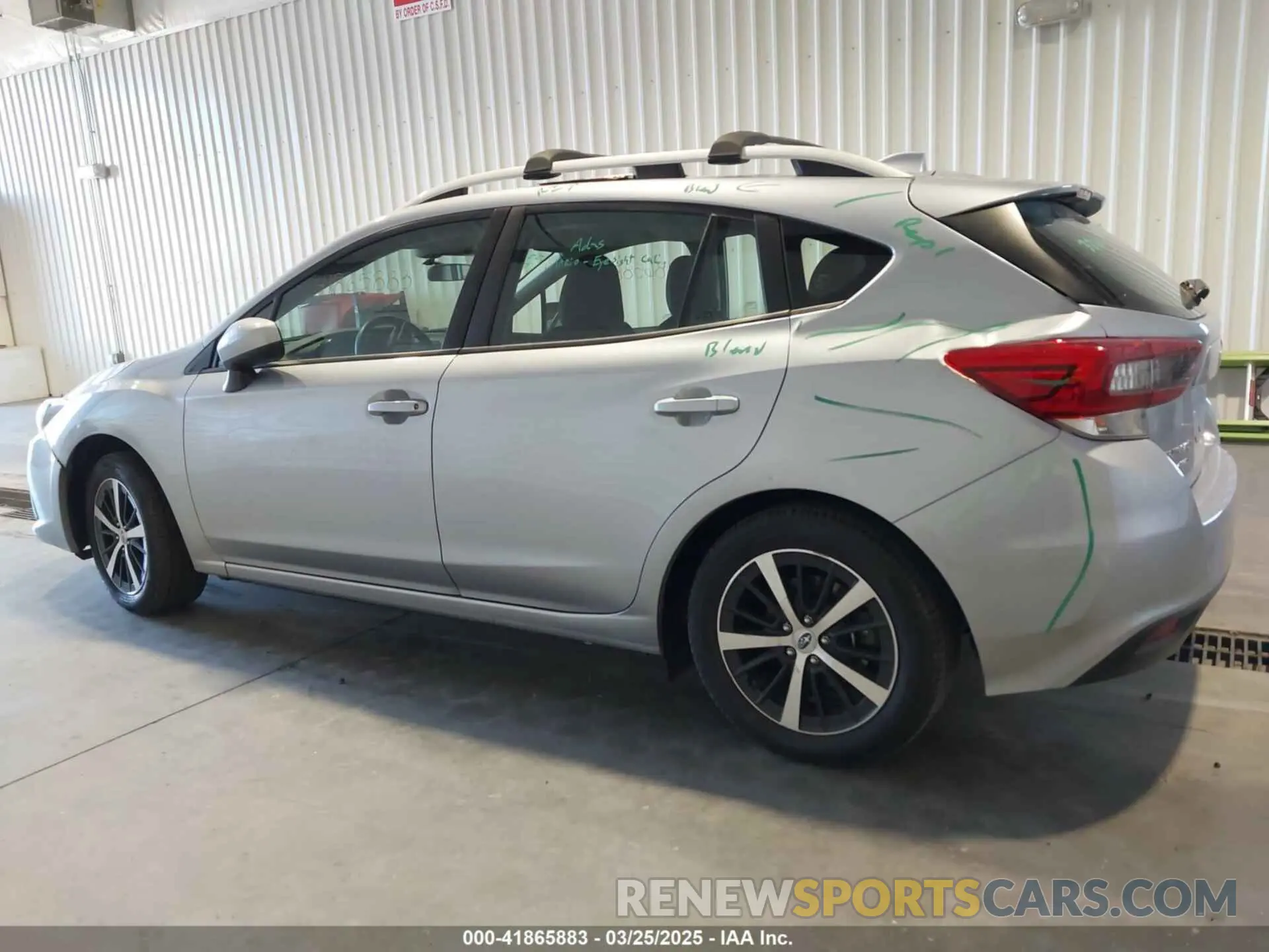 14 fotografías del automóvil dañado 4S3GTAV61M3715009 SUBARU IMPREZA 2021
