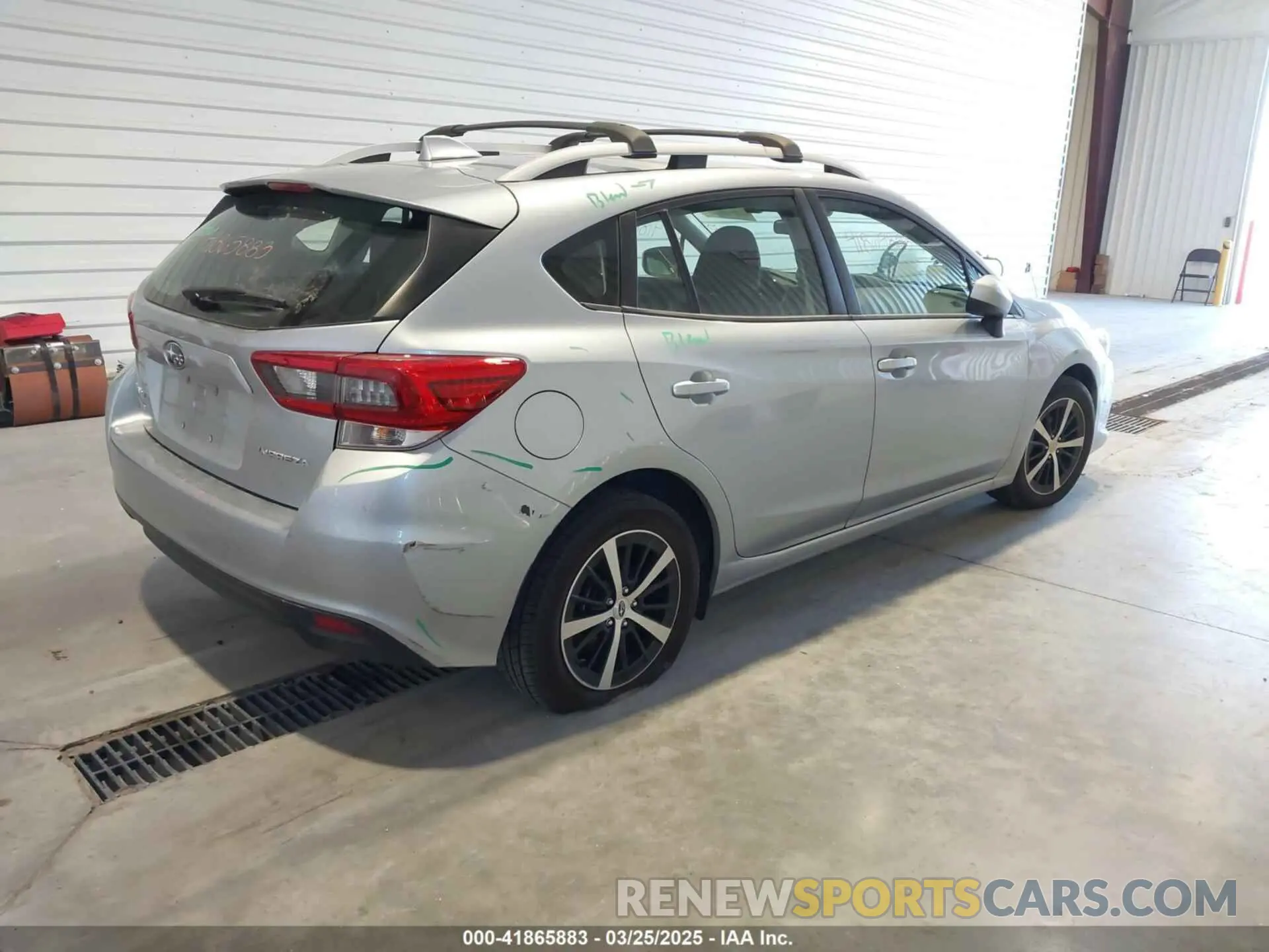 4 fotografías del automóvil dañado 4S3GTAV61M3715009 SUBARU IMPREZA 2021