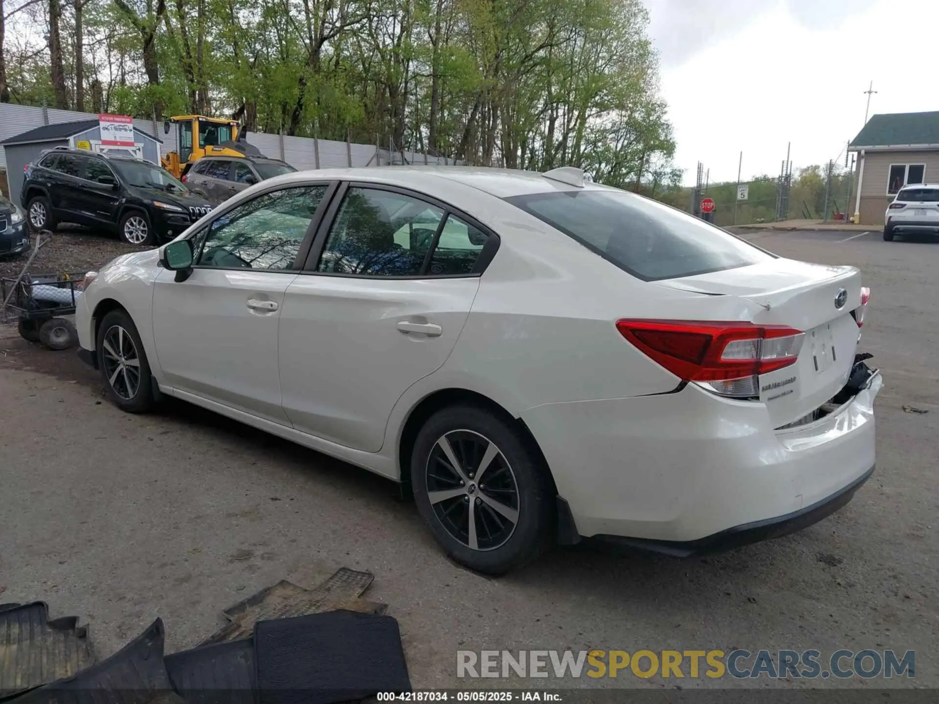 3 fotografías del automóvil dañado 4S3GKAV64N3600926 SUBARU IMPREZA 2022