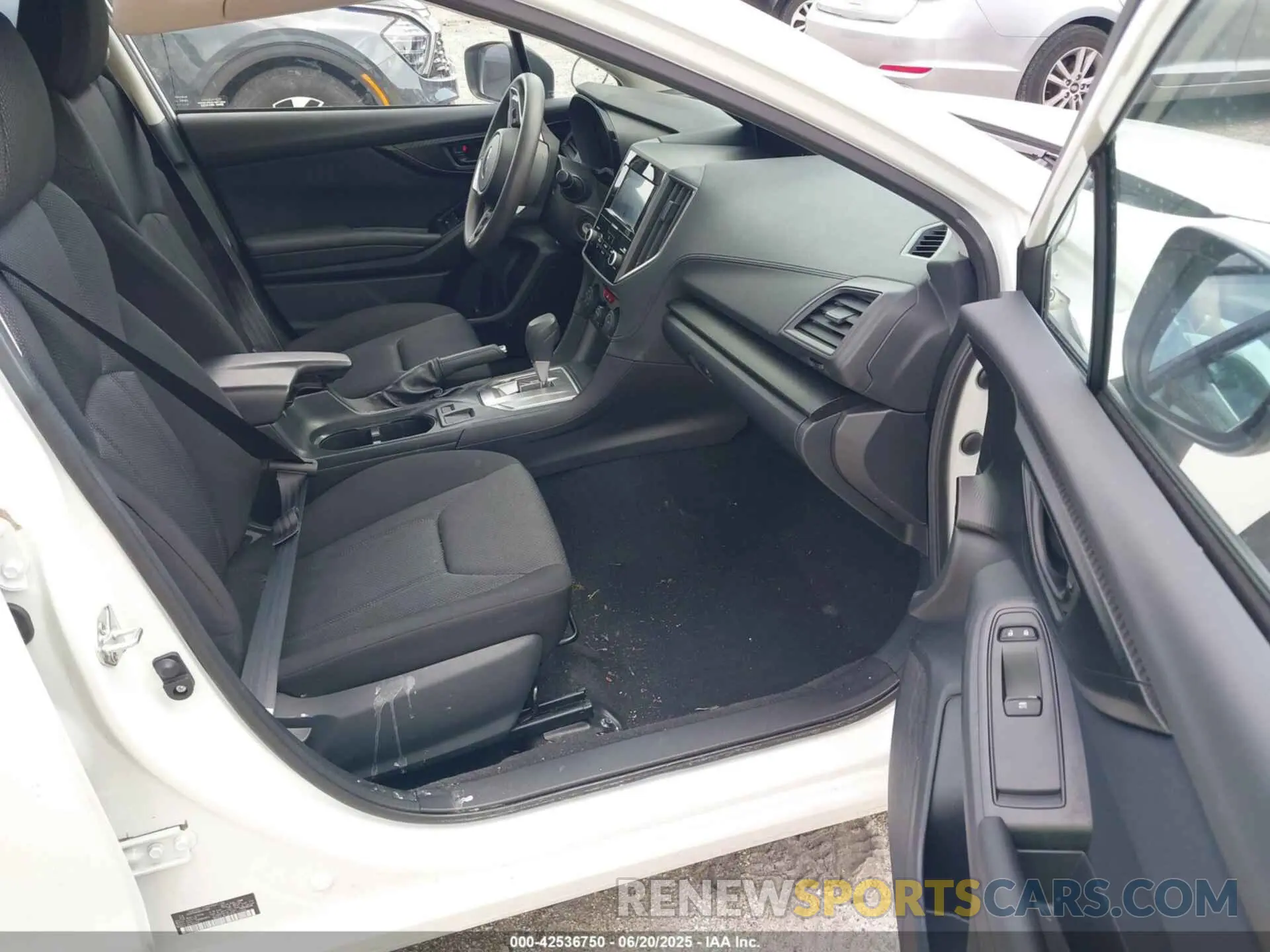 5 fotografías del automóvil dañado 4S3GTAB65N3707663 SUBARU IMPREZA 2022
