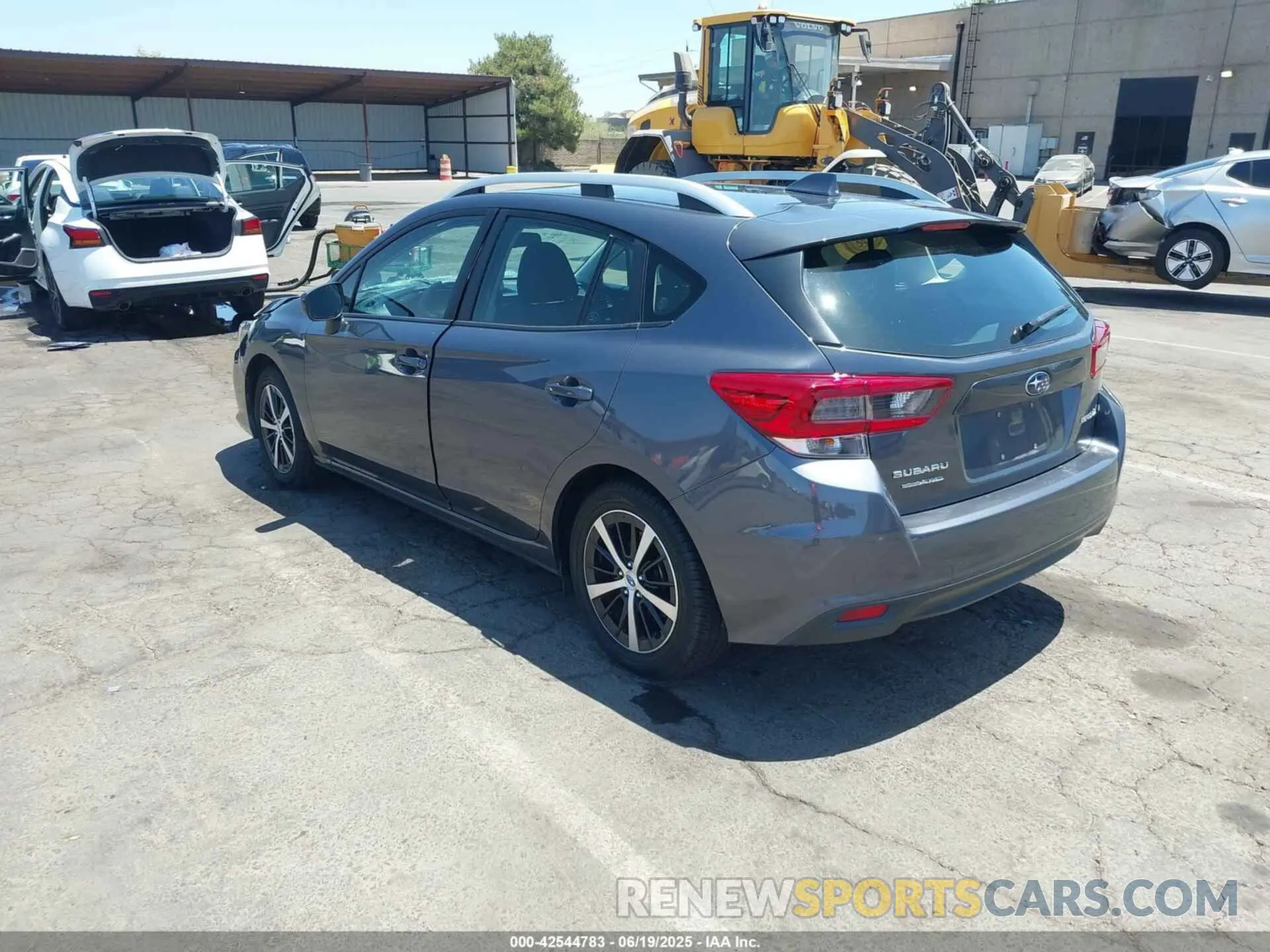 3 fotografías del automóvil dañado 4S3GTAD62N3716690 SUBARU IMPREZA 2022