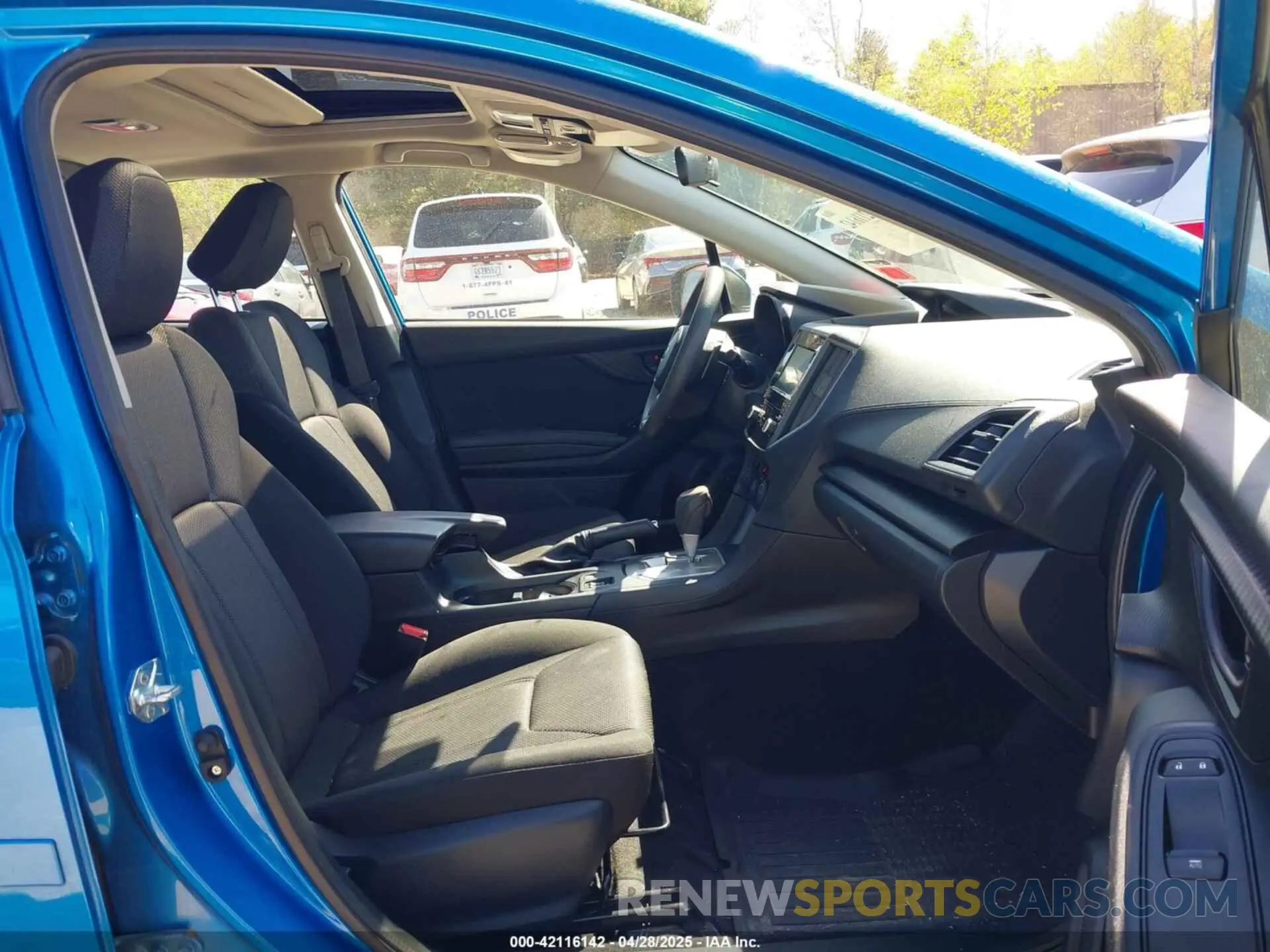 5 fotografías del automóvil dañado 4S3GTAD66N3711895 SUBARU IMPREZA 2022