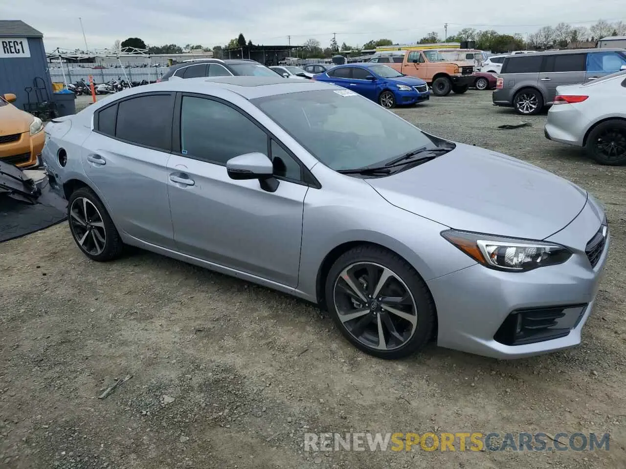 4 fotografías del automóvil dañado 4S3GKAM65P3603533 SUBARU IMPREZA 2023