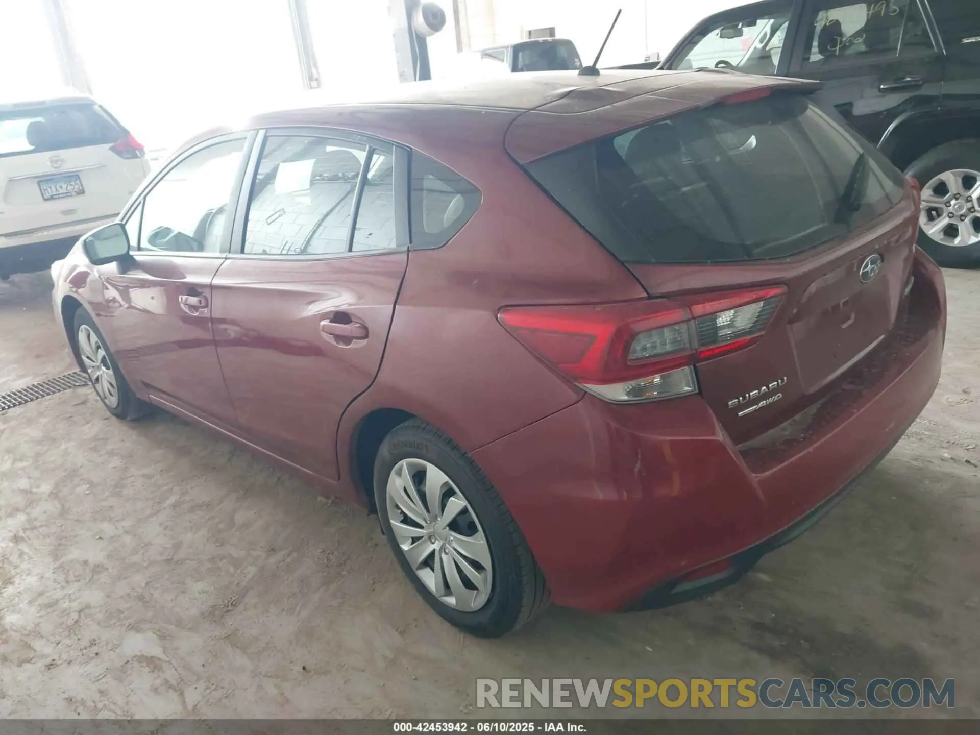 3 fotografías del automóvil dañado 4S3GTAA69P1714342 SUBARU IMPREZA 2023