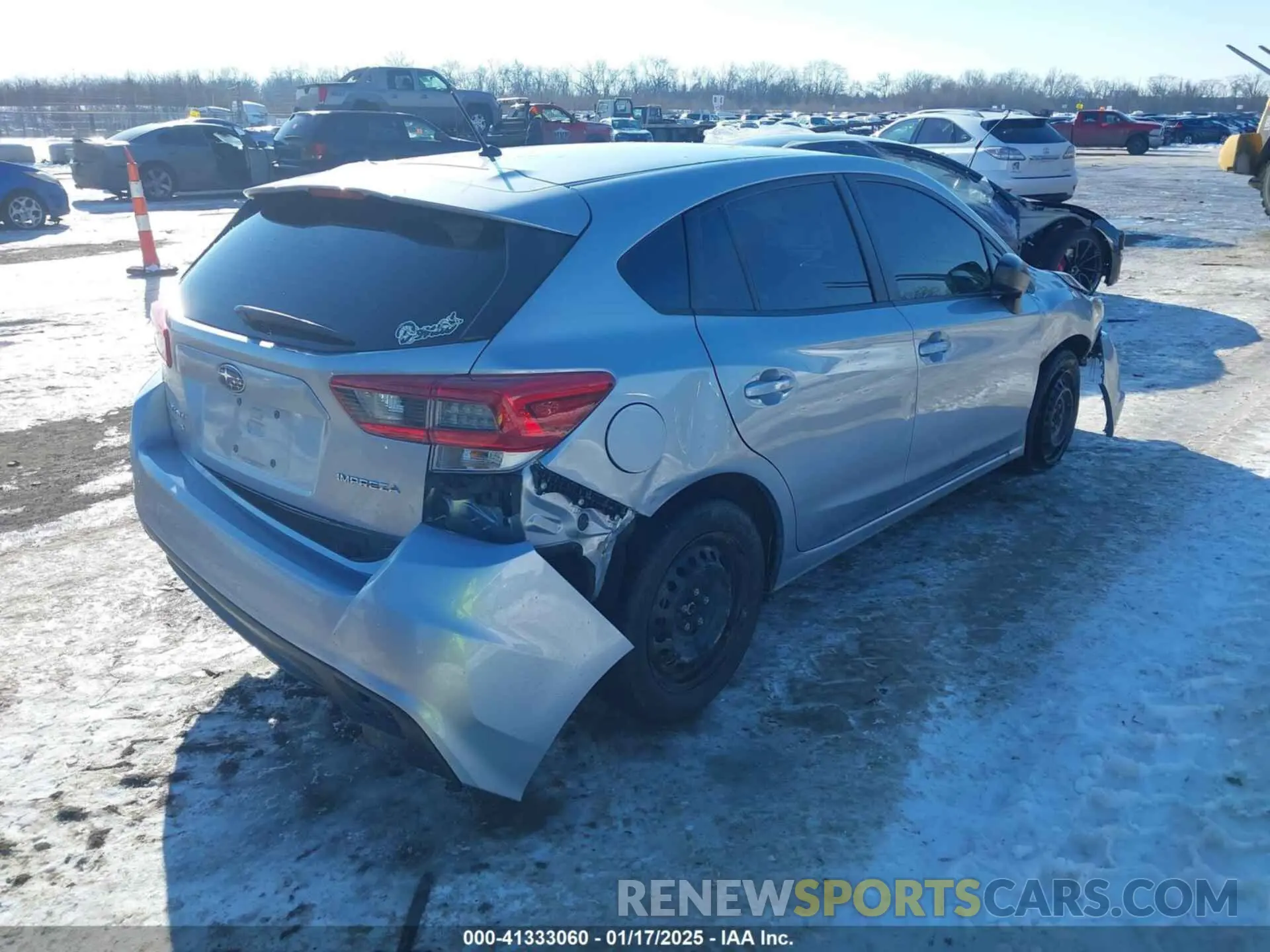4 fotografías del automóvil dañado 4S3GTAA6XP1720490 SUBARU IMPREZA 2023