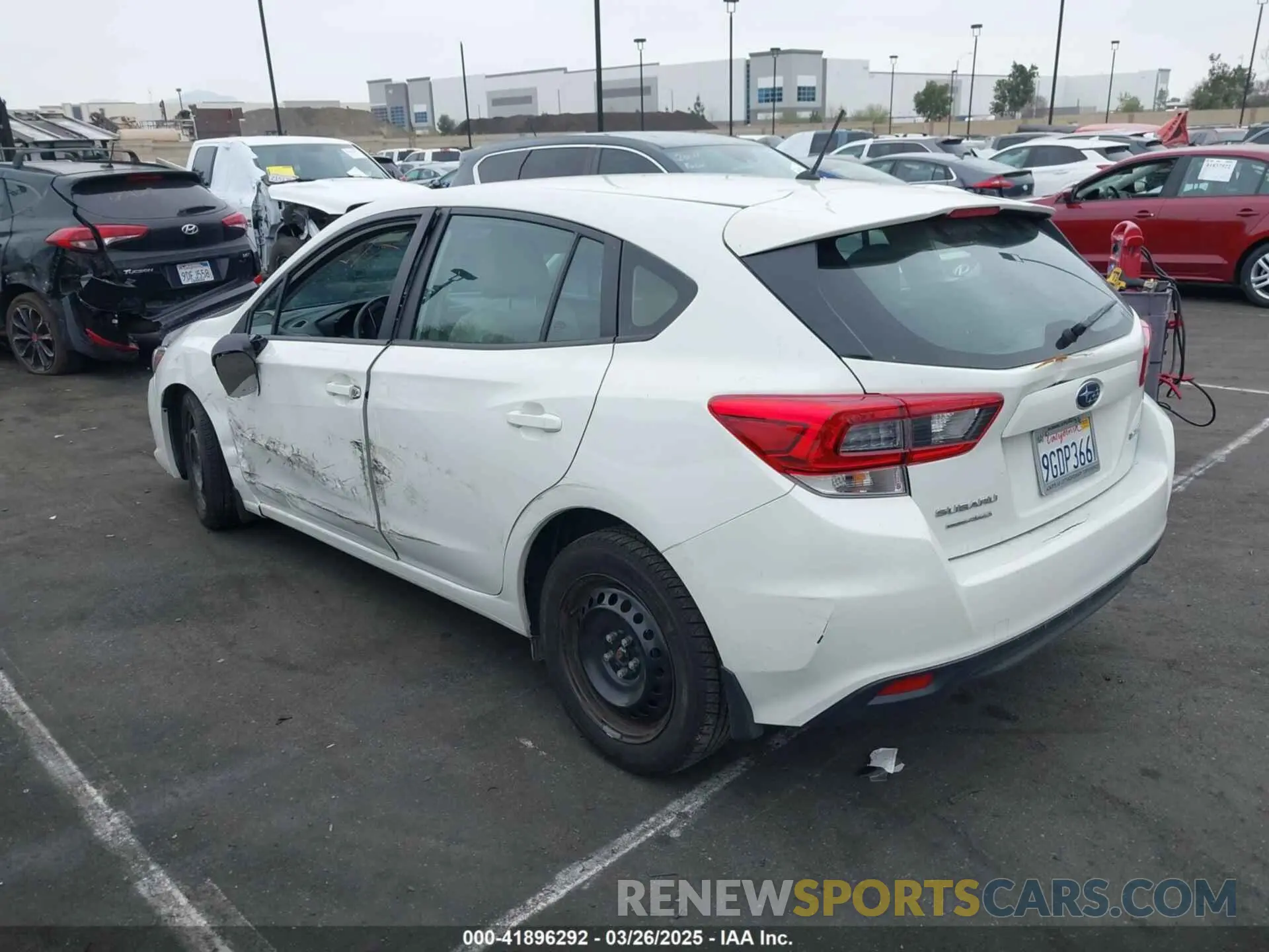 3 fotografías del automóvil dañado 4S3GTAB6XP3719830 SUBARU IMPREZA 2023