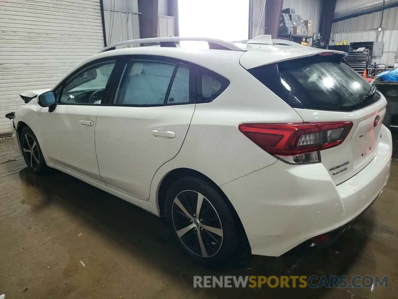 2 fotografías del automóvil dañado 4S3GTAD68P3705471 SUBARU IMPREZA 2023