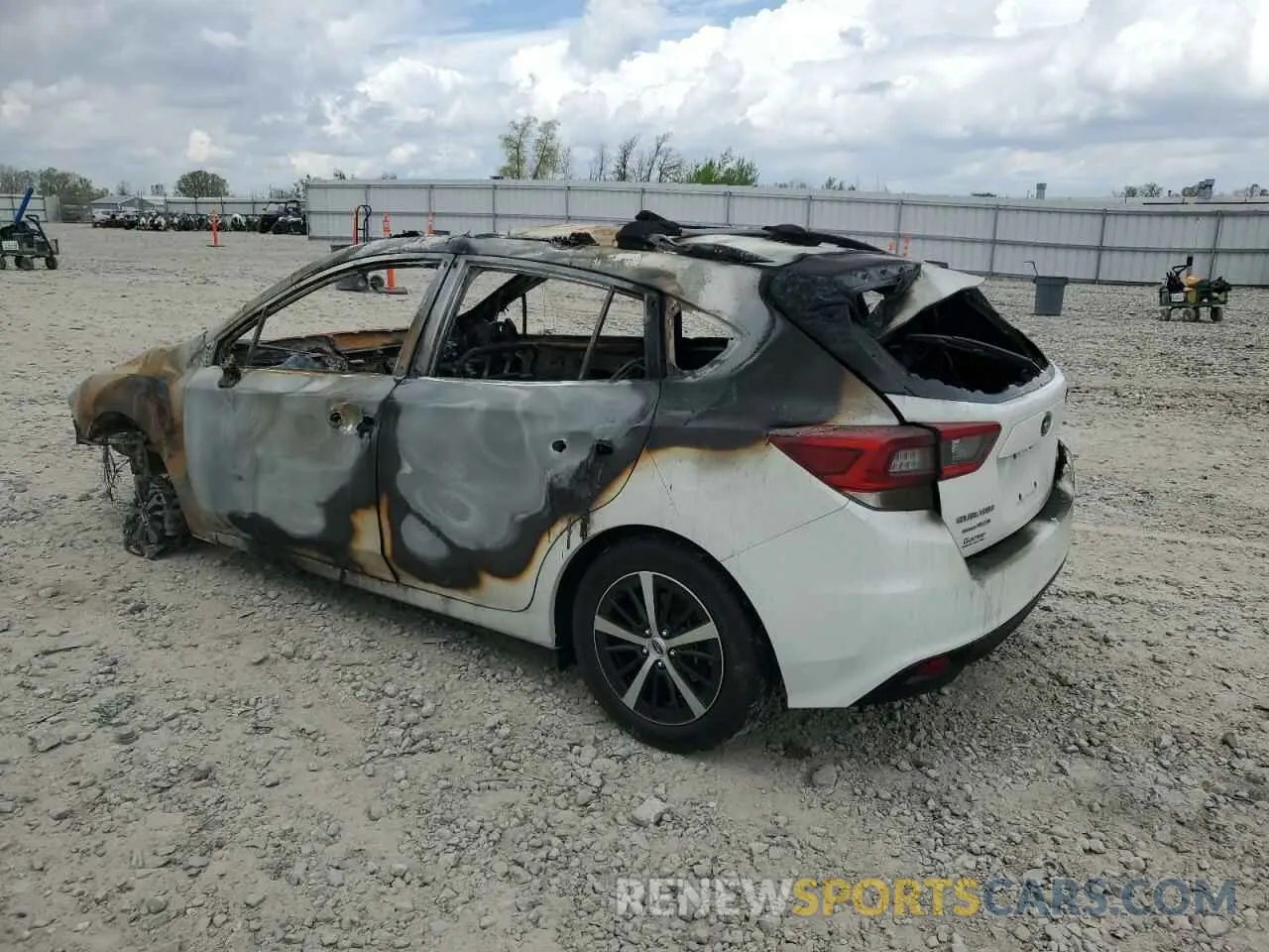 2 fotografías del automóvil dañado 4S3GTAD6XP3714849 SUBARU IMPREZA 2023