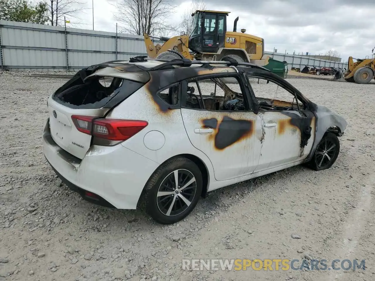 3 fotografías del automóvil dañado 4S3GTAD6XP3714849 SUBARU IMPREZA 2023