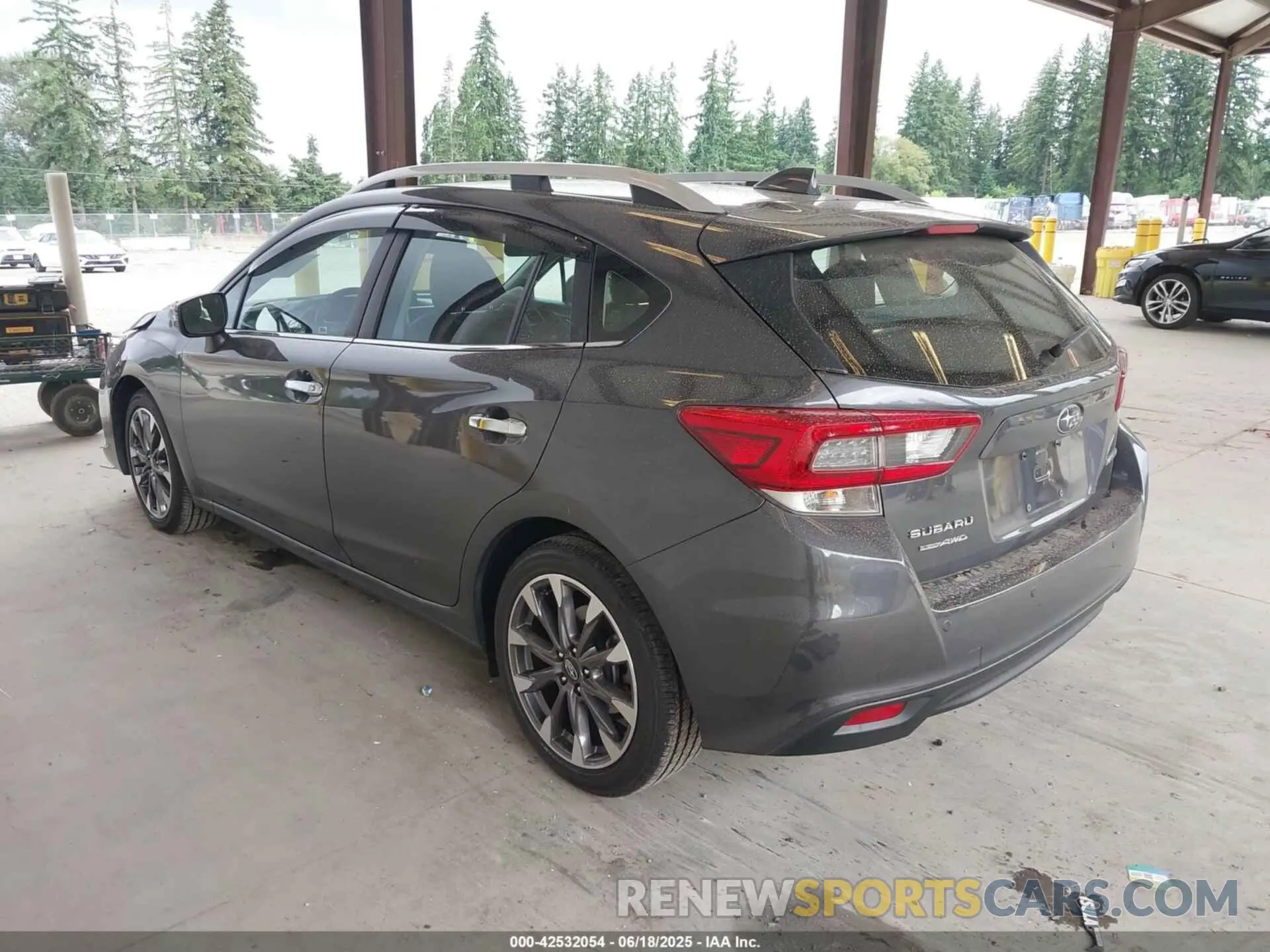 3 fotografías del automóvil dañado 4S3GTAU60P3716044 SUBARU IMPREZA 2023