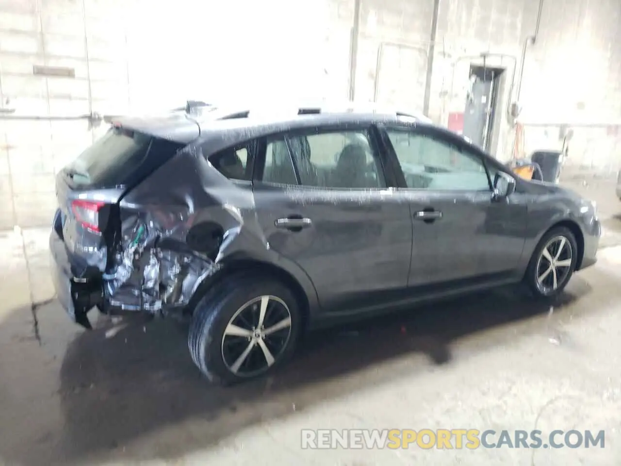 3 fotografías del automóvil dañado 4S3GTAV68P3700429 SUBARU IMPREZA 2023