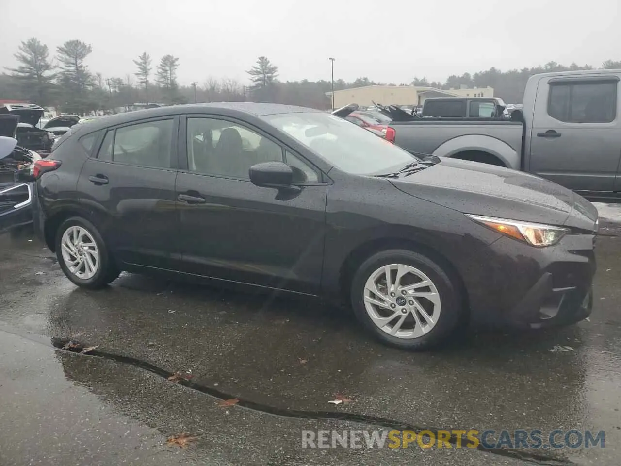 4 fotografías del automóvil dañado JF1GUABC0R8280524 SUBARU IMPREZA 2024