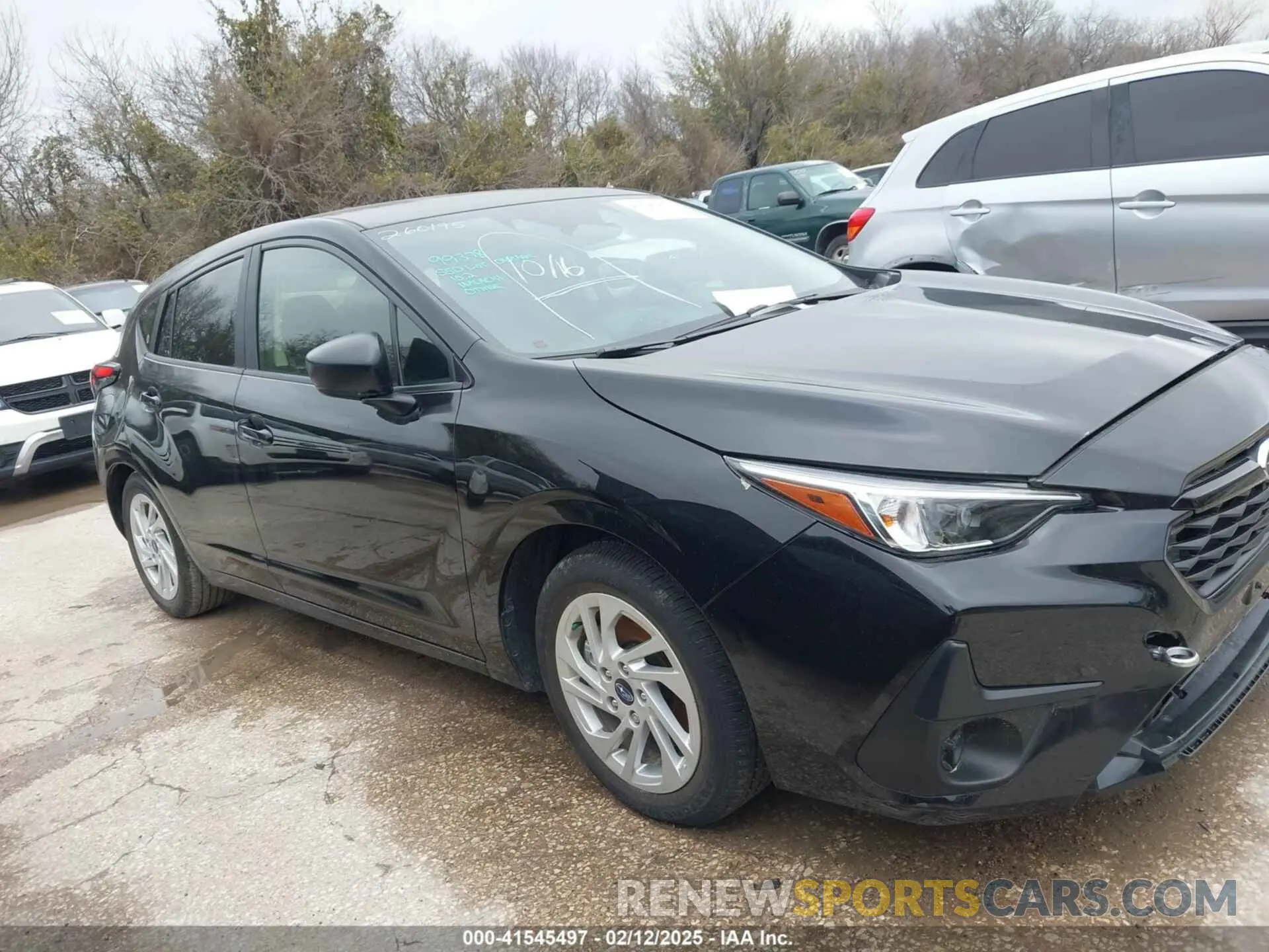 13 fotografías del automóvil dañado JF1GUABC0R8353164 SUBARU IMPREZA 2024