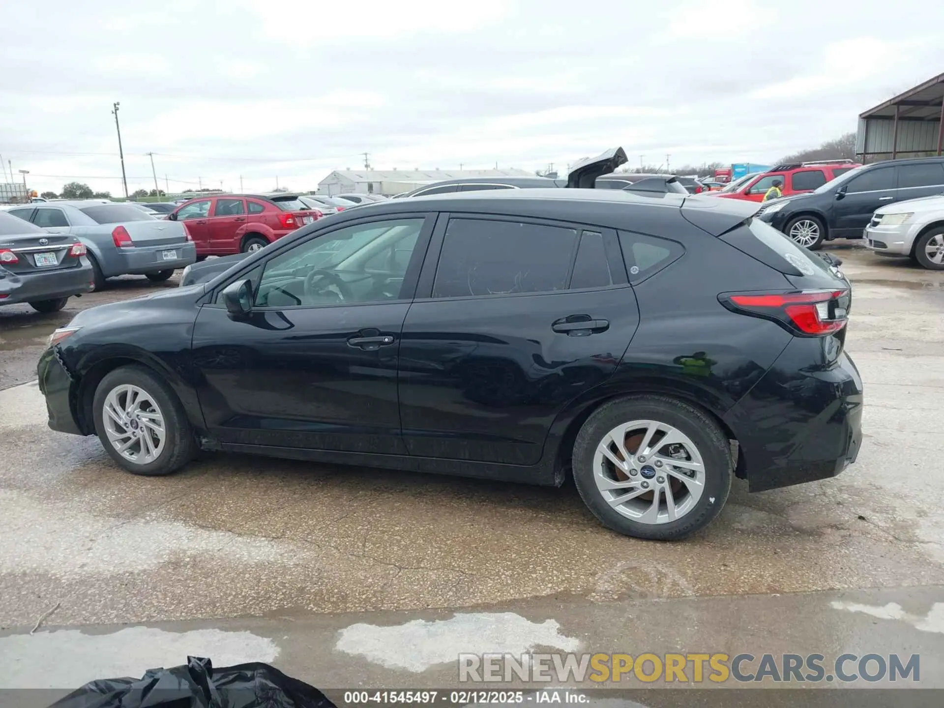 14 fotografías del automóvil dañado JF1GUABC0R8353164 SUBARU IMPREZA 2024