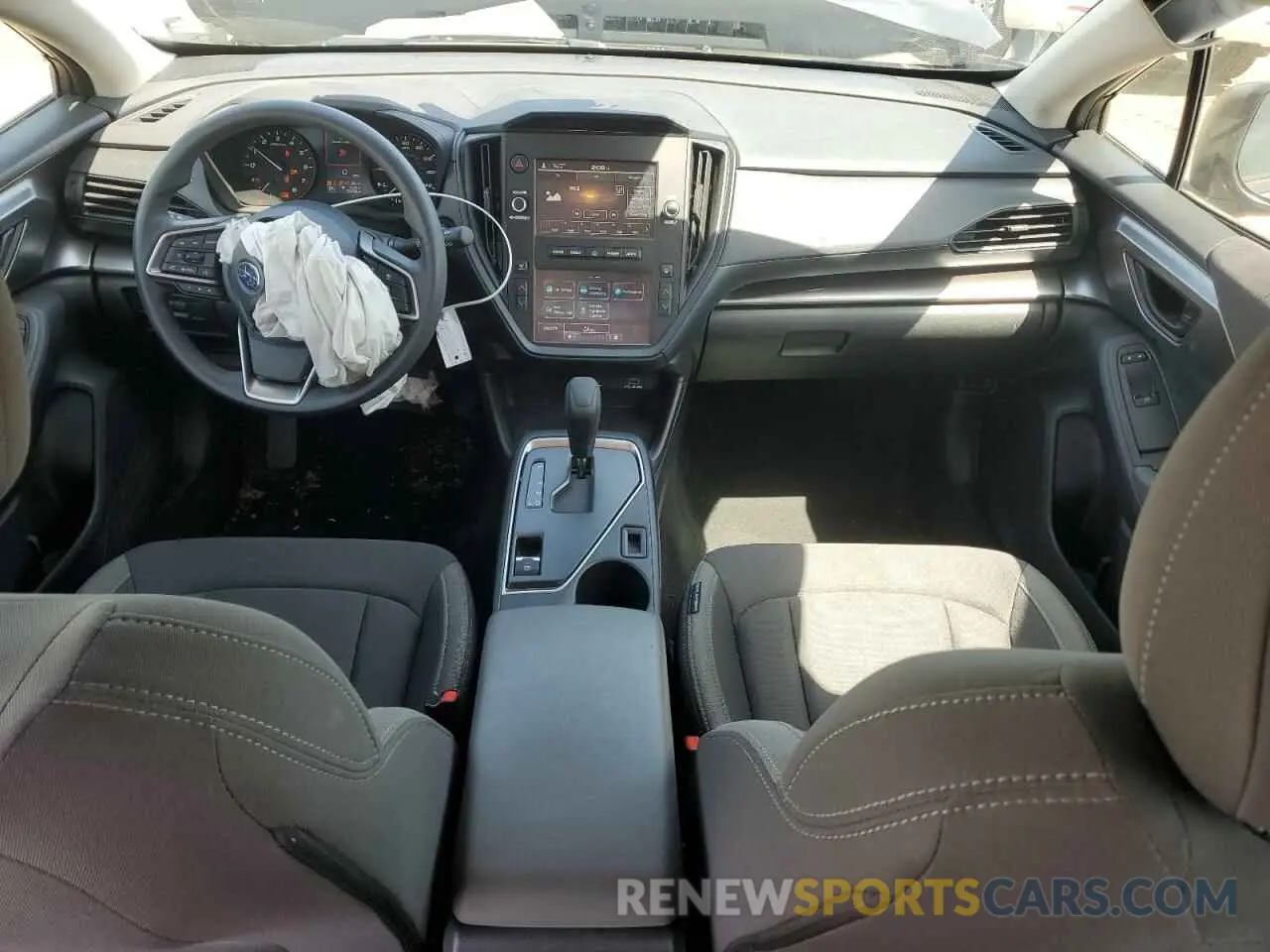 8 fotografías del automóvil dañado JF1GUABC0R8374385 SUBARU IMPREZA 2024