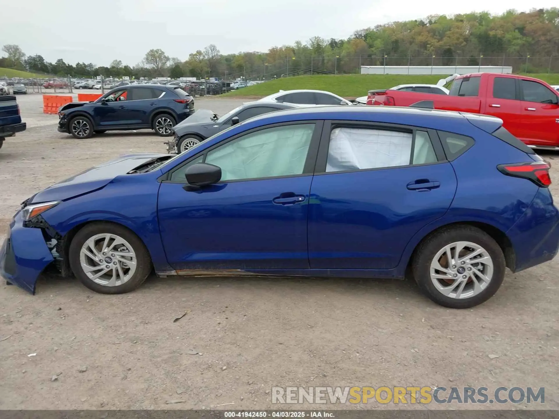 14 fotografías del automóvil dañado JF1GUABC0R8853146 SUBARU IMPREZA 2024