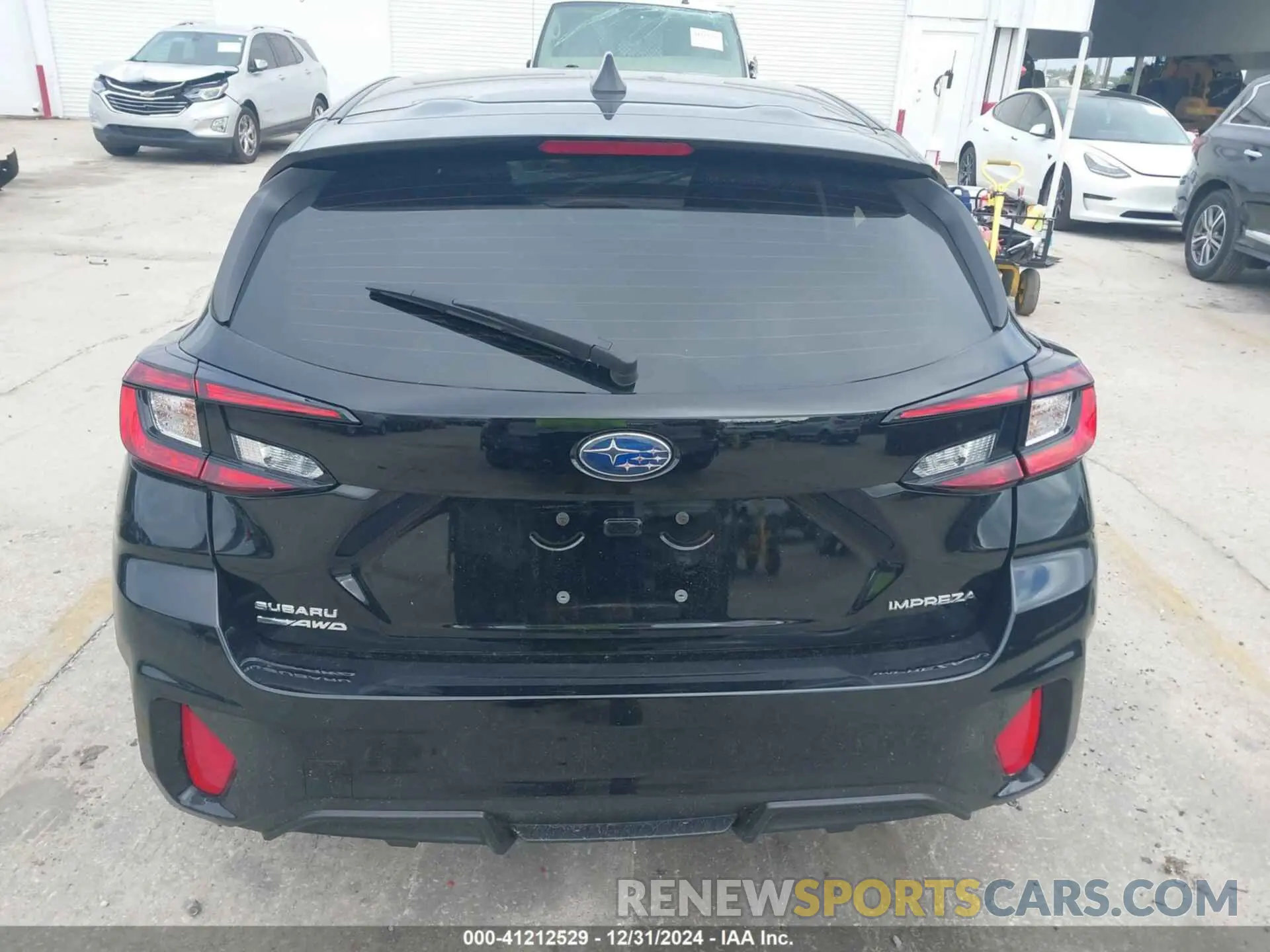16 fotografías del automóvil dañado JF1GUABC2R8358365 SUBARU IMPREZA 2024