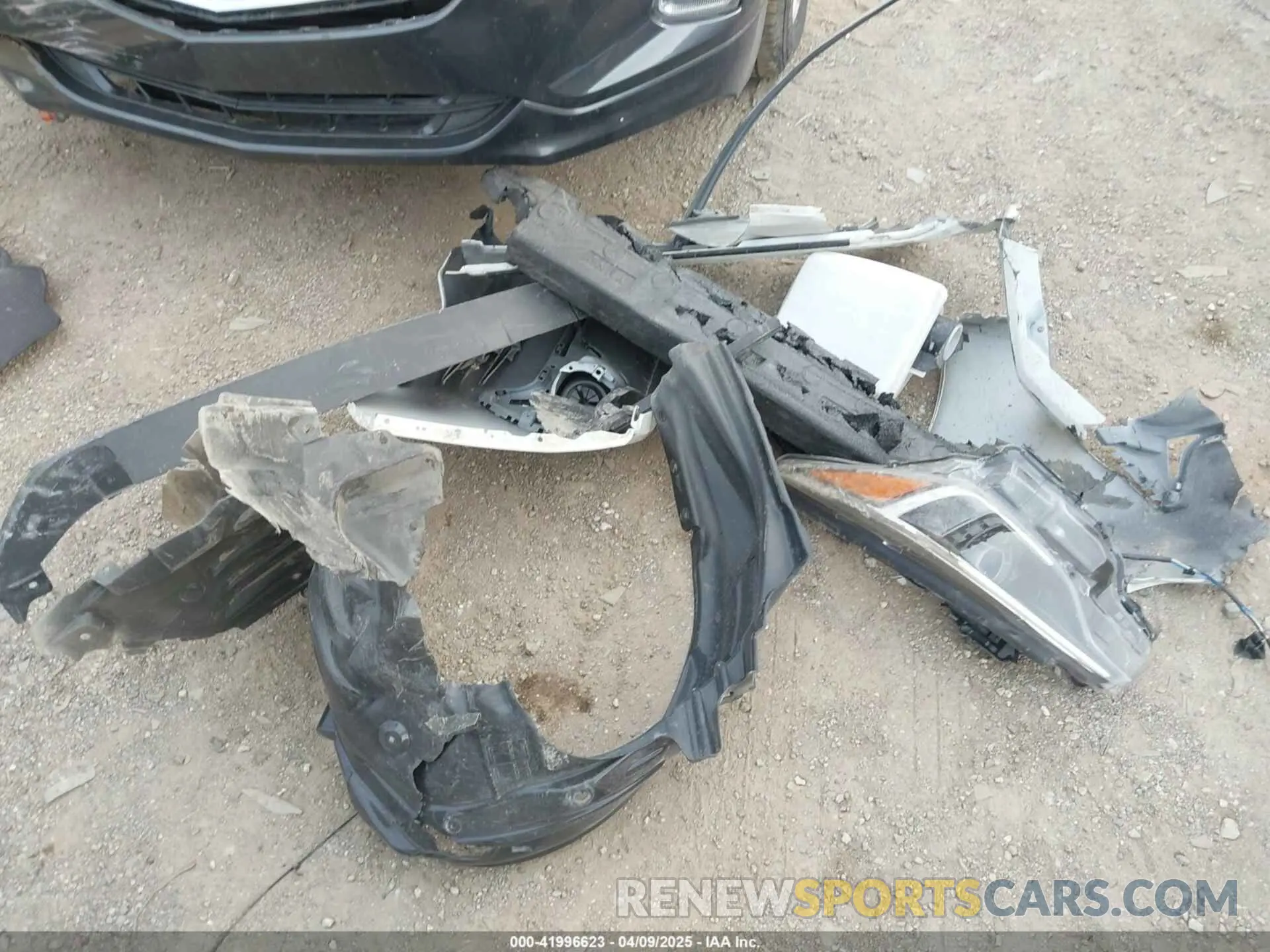 11 fotografías del automóvil dañado JF1GUABC5R8293382 SUBARU IMPREZA 2024