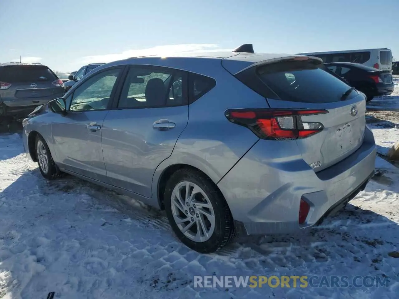 2 fotografías del automóvil dañado JF1GUABC6R8384502 SUBARU IMPREZA 2024