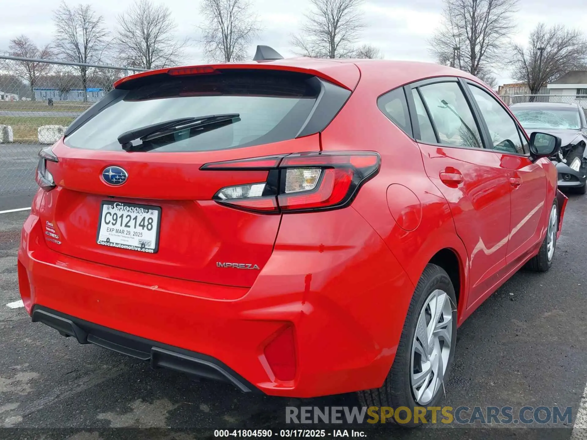 4 fotografías del automóvil dañado JF1GUABC6R8908229 SUBARU IMPREZA 2024