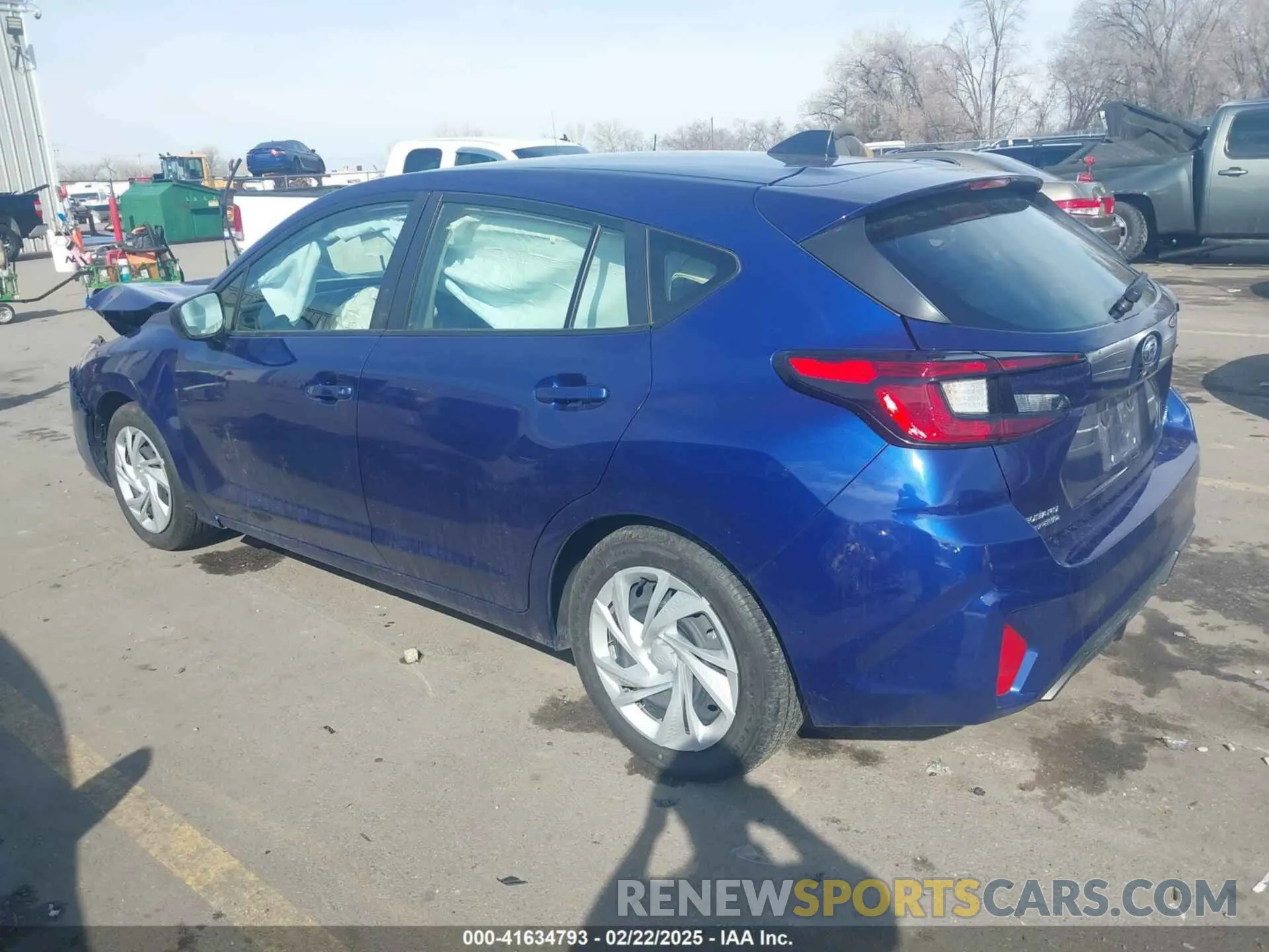 3 fotografías del automóvil dañado JF1GUABC9R8274821 SUBARU IMPREZA 2024