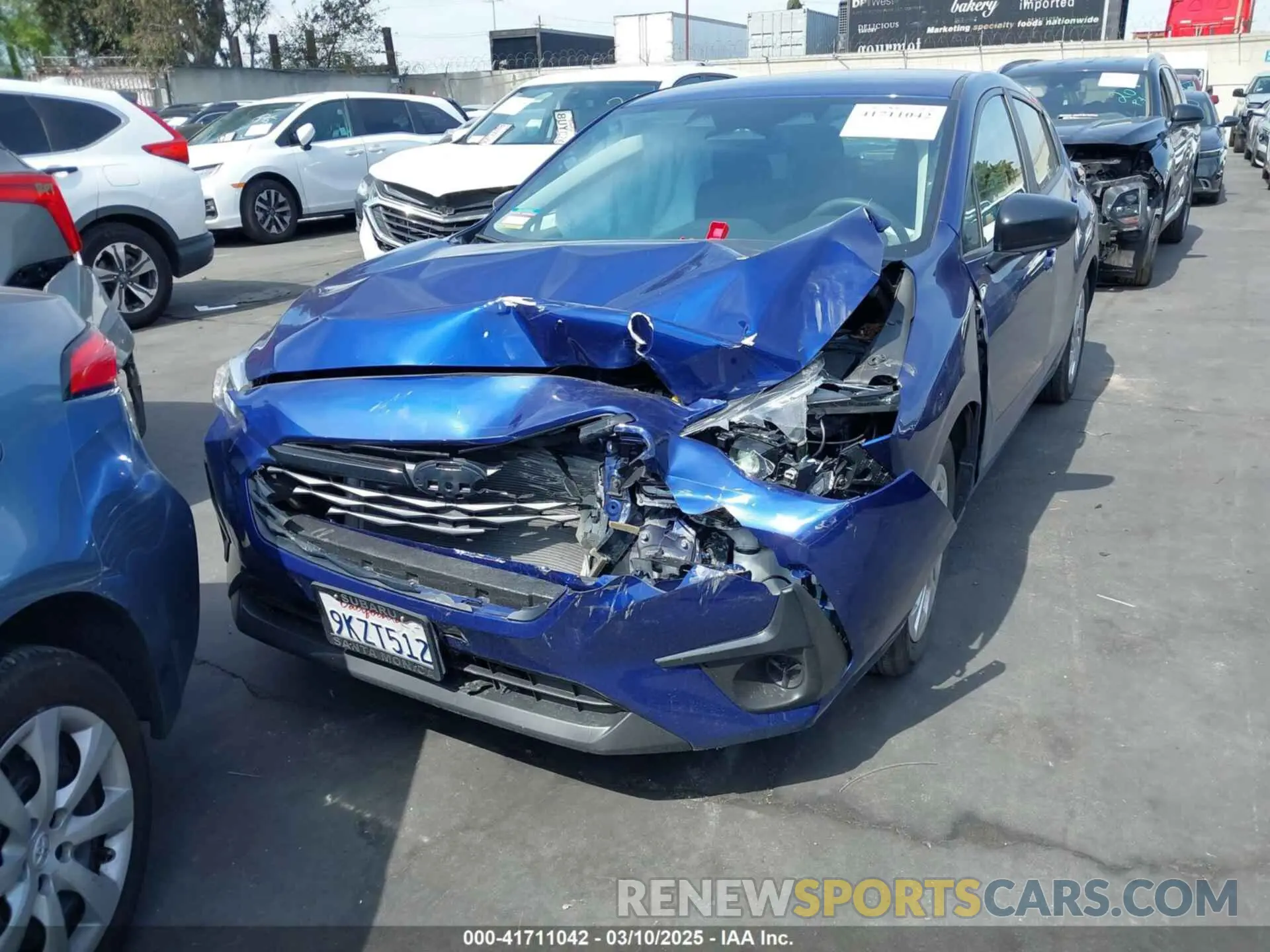 12 fotografías del automóvil dañado JF1GUABC9R8323581 SUBARU IMPREZA 2024
