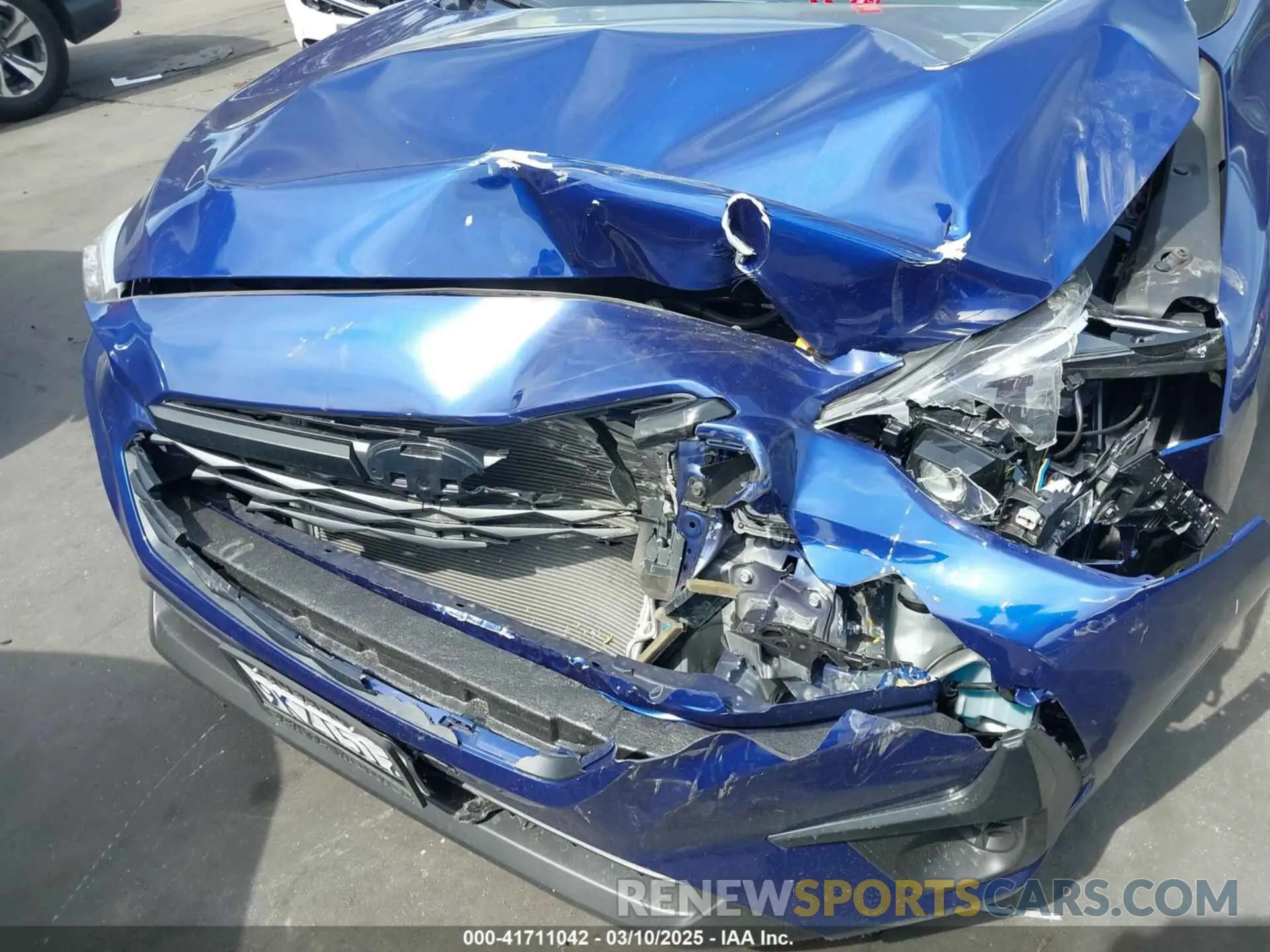 18 fotografías del automóvil dañado JF1GUABC9R8323581 SUBARU IMPREZA 2024