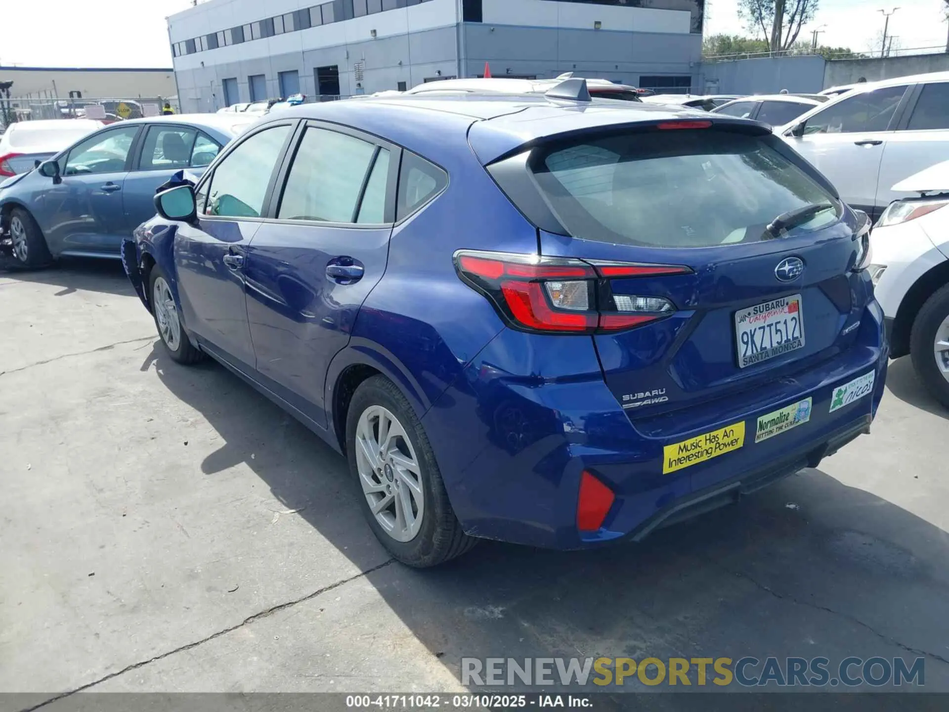 3 fotografías del automóvil dañado JF1GUABC9R8323581 SUBARU IMPREZA 2024