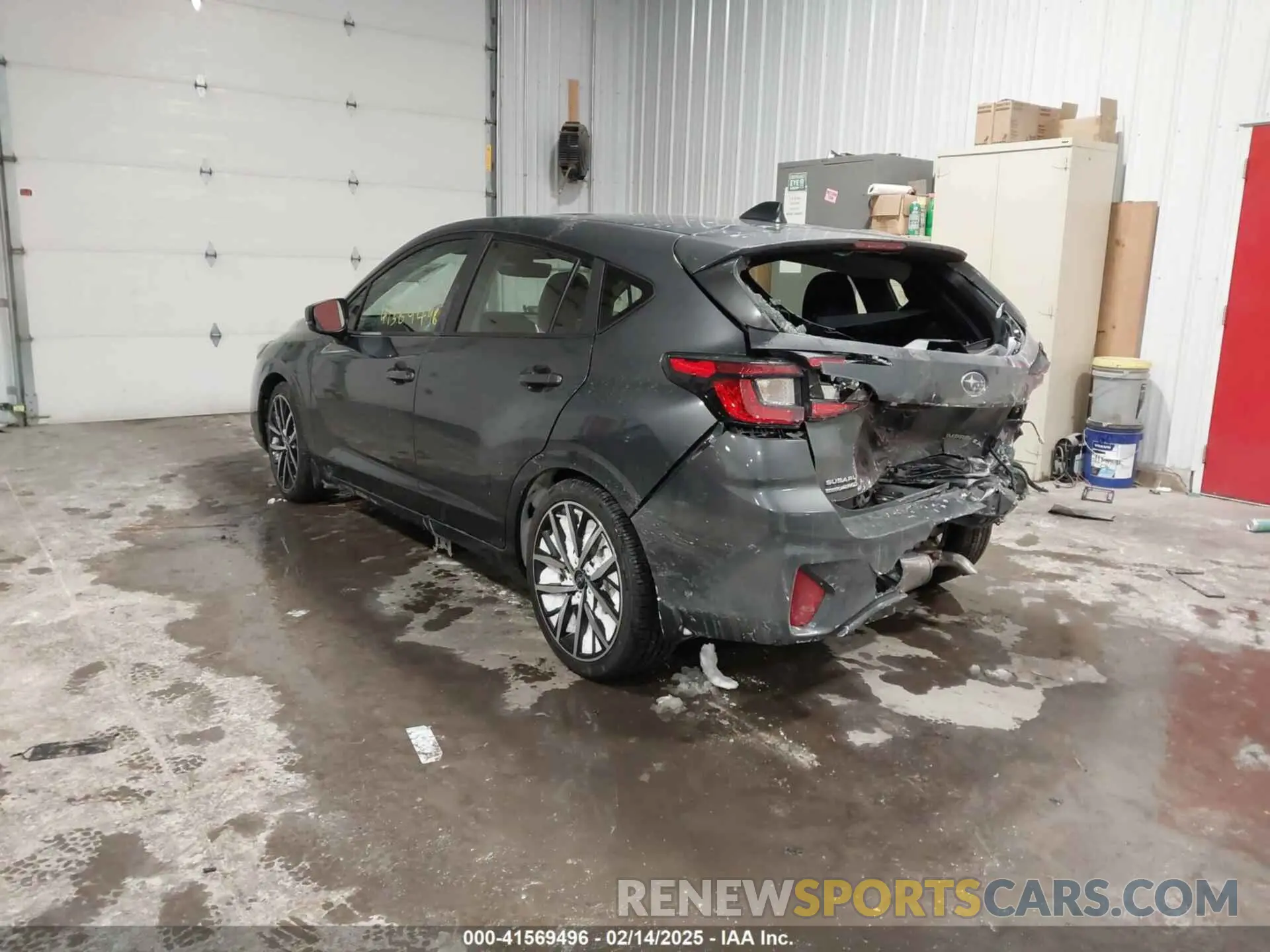 3 fotografías del automóvil dañado JF1GUAFC0R8864822 SUBARU IMPREZA 2024