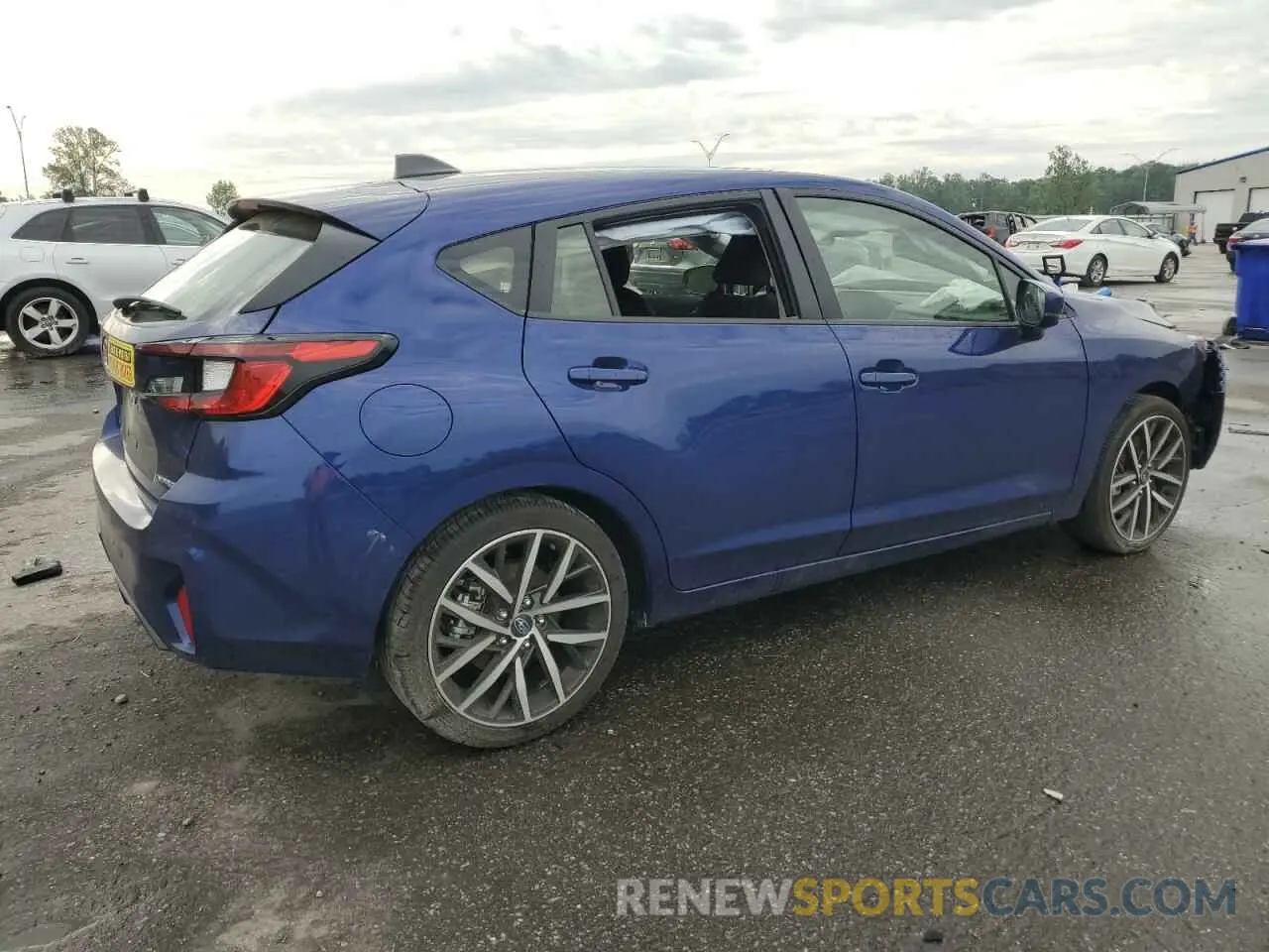3 fotografías del automóvil dañado JF1GUAFC2R8865678 SUBARU IMPREZA 2024