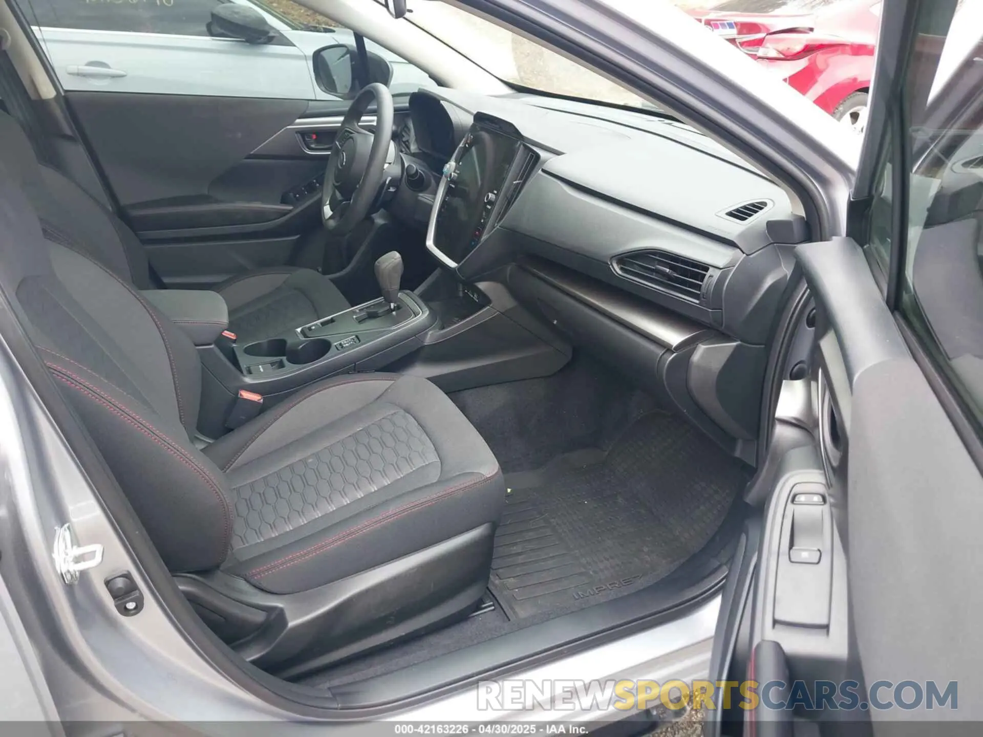 5 fotografías del automóvil dañado JF1GUAFC2R8915818 SUBARU IMPREZA 2024