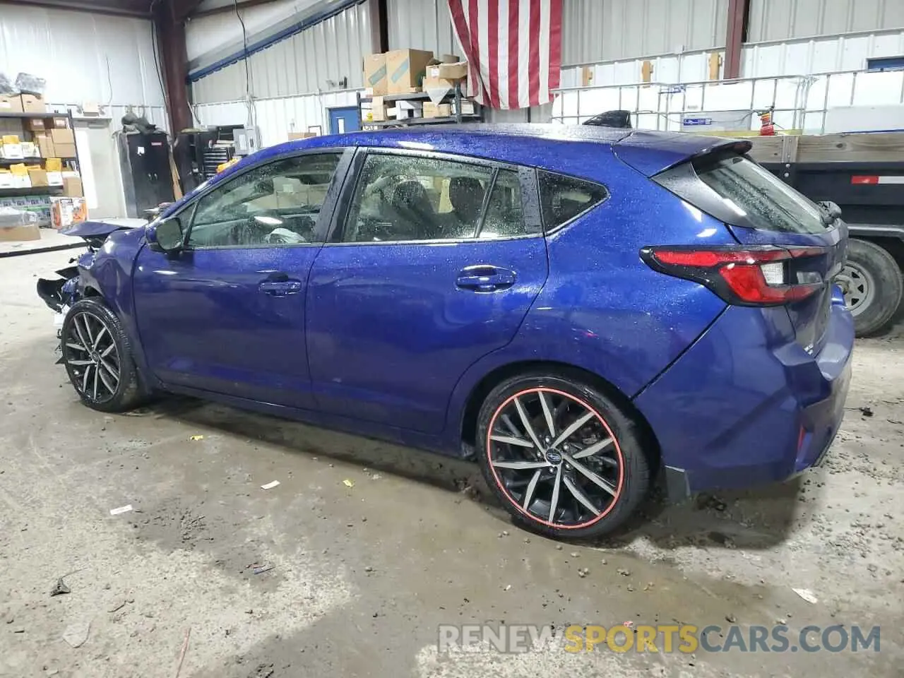 2 fotografías del automóvil dañado JF1GUAFC4R8292833 SUBARU IMPREZA 2024