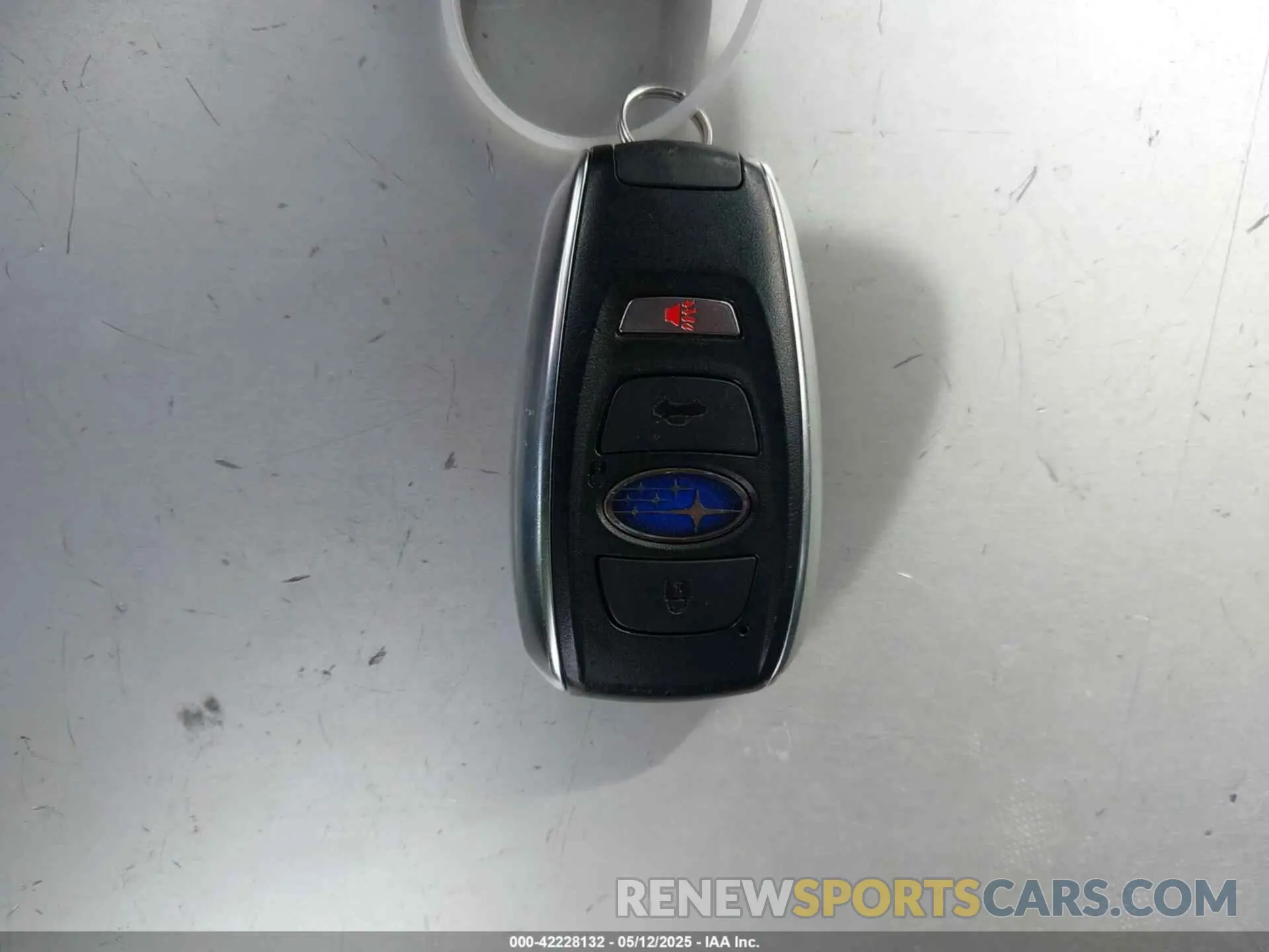 11 fotografías del automóvil dañado JF1GUAFC4R8375985 SUBARU IMPREZA 2024