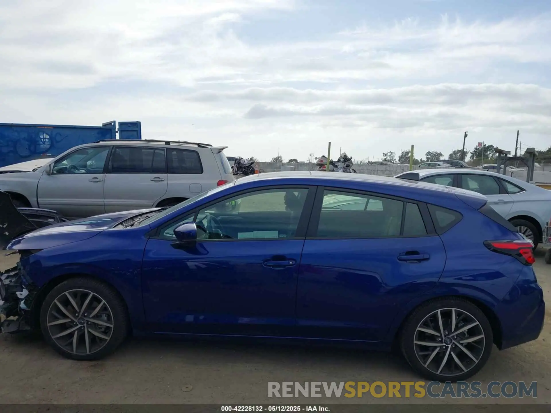 15 fotografías del automóvil dañado JF1GUAFC4R8375985 SUBARU IMPREZA 2024